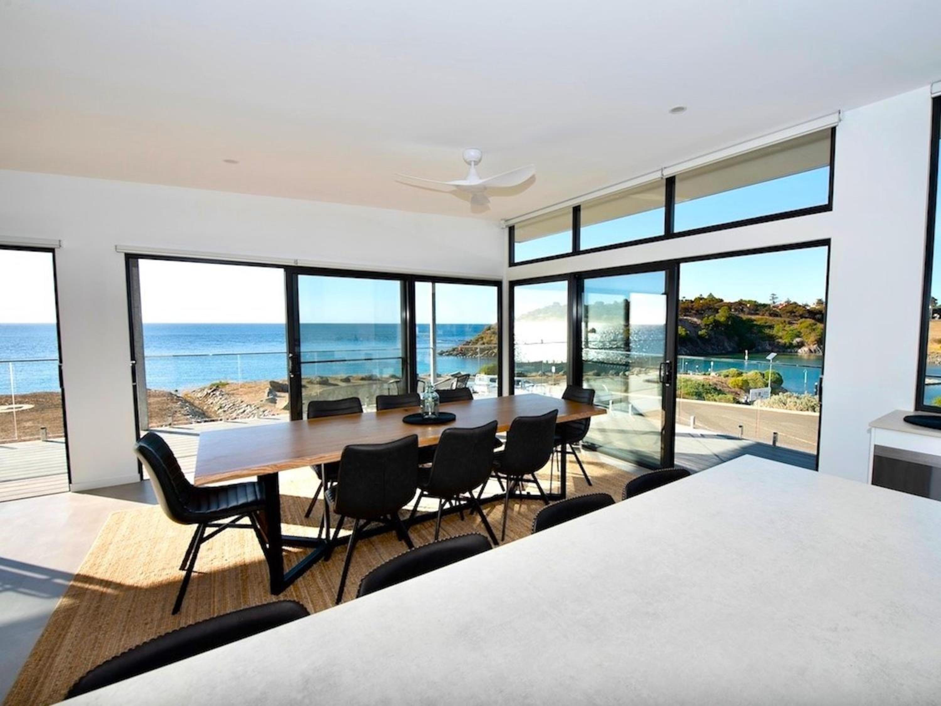 Apartment 01 The SS Karatta Sleeps 4
