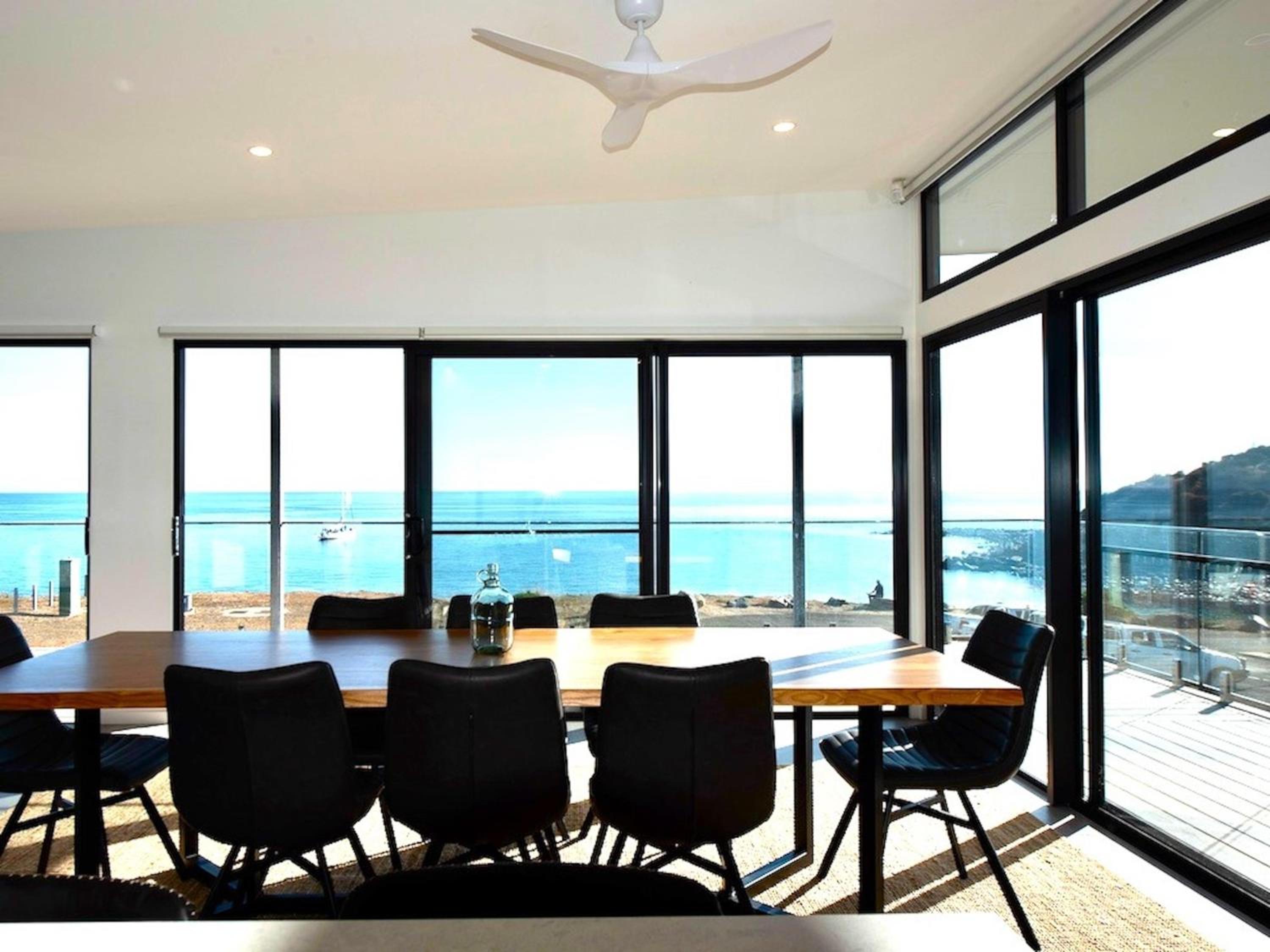 Apartment 01 The SS Karatta Sleeps 4