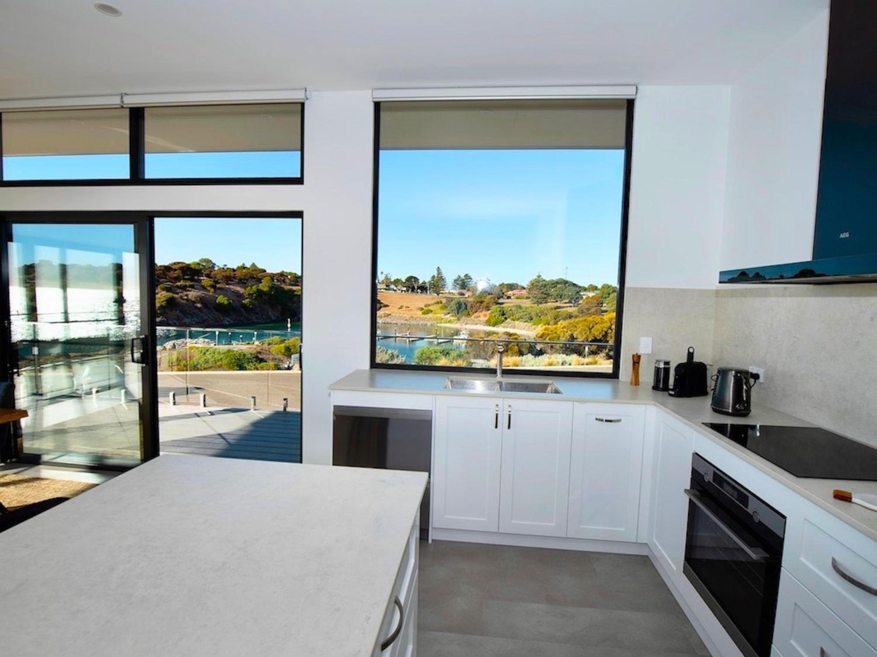 Apartment 01 The SS Karatta Sleeps 4