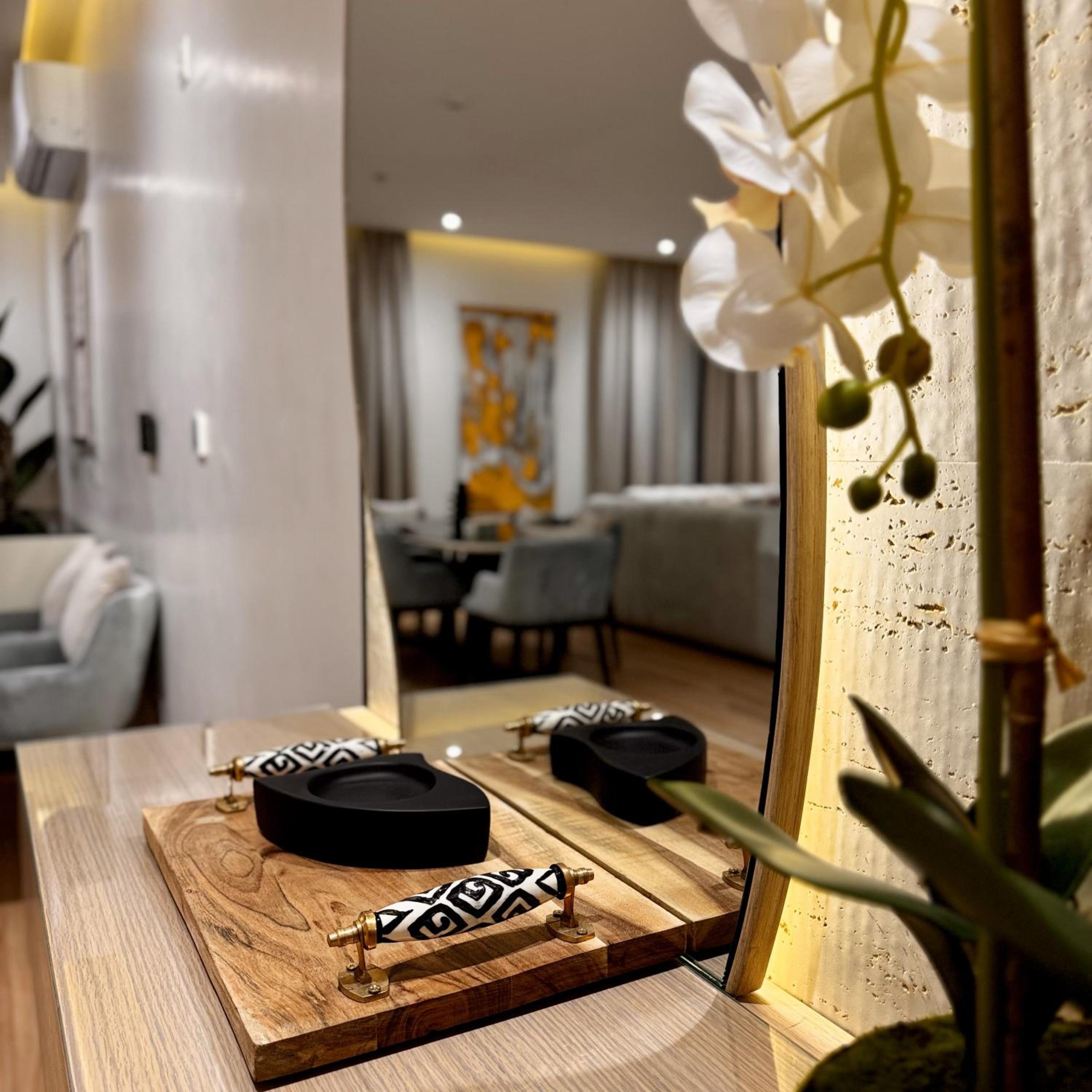 Luxury Smart Apartment A11