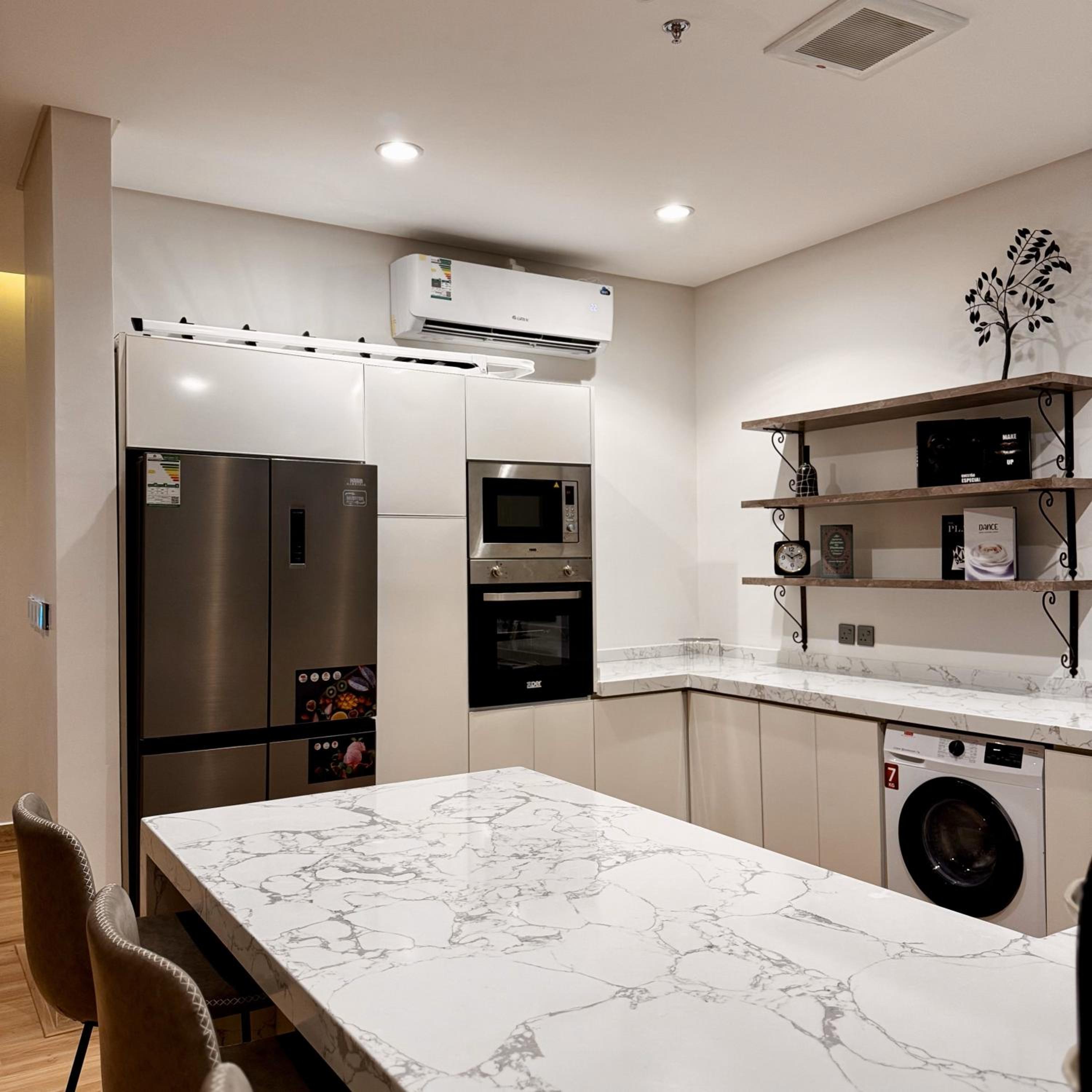 Luxury Smart Apartment A11