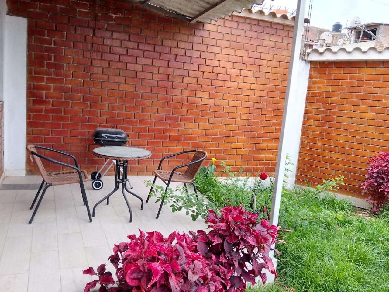 Photo 6