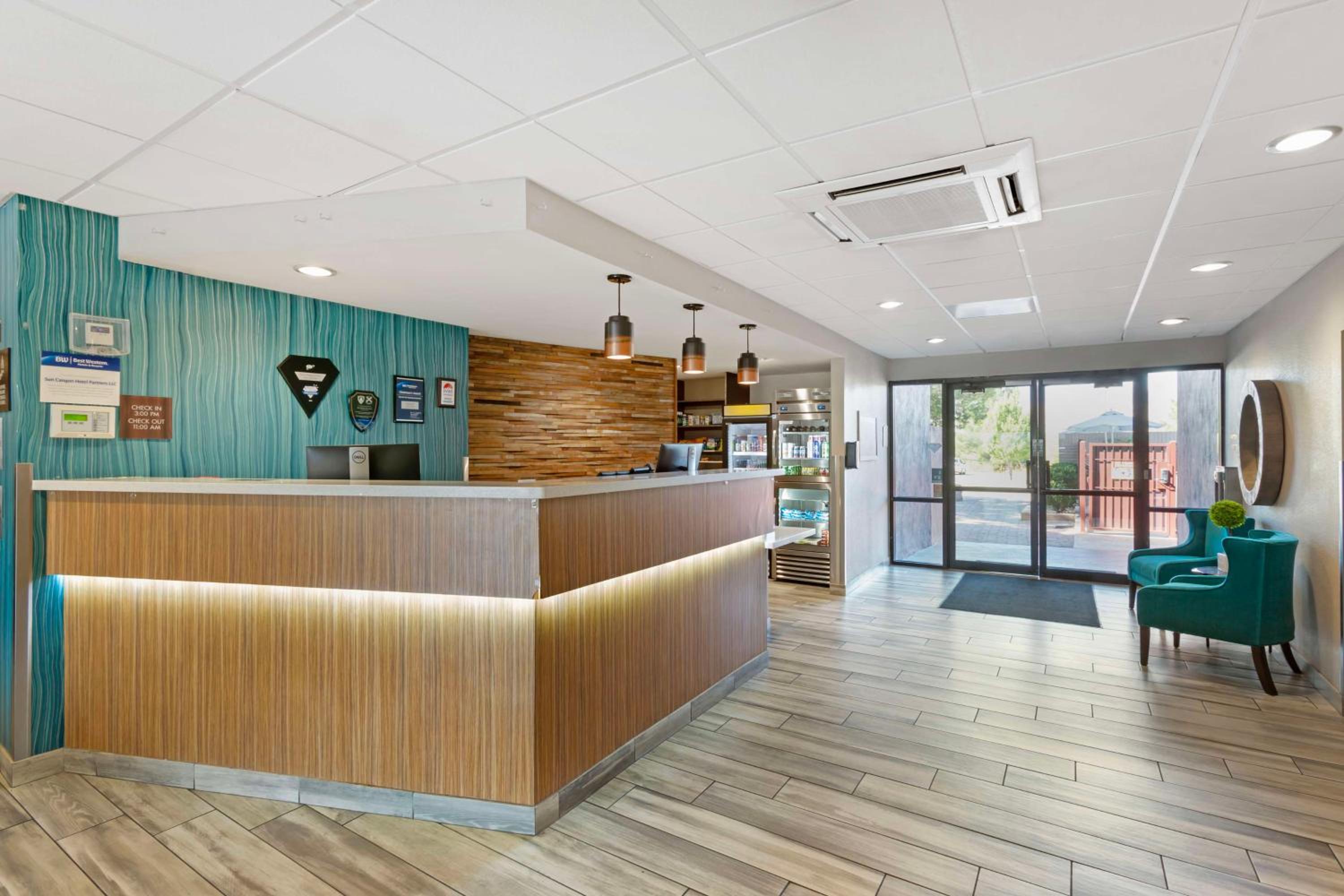 Sierra Vista Vacations - Best Western Plus Sun Canyon - Property Image 4