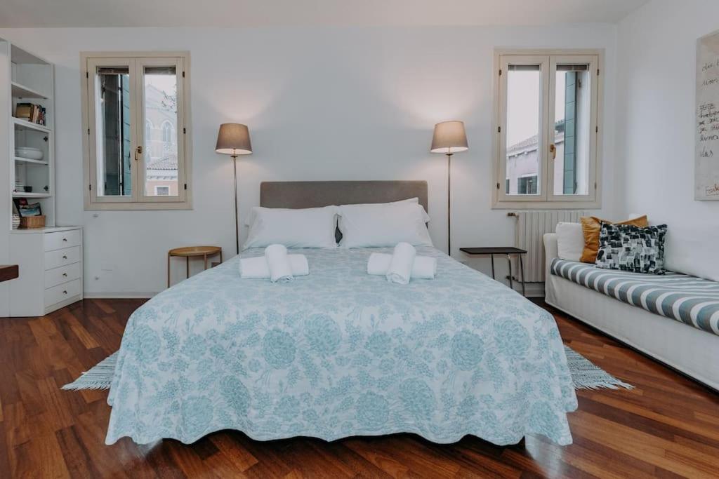 Elegant nice Home with Private Terrace in Venice - Frari church