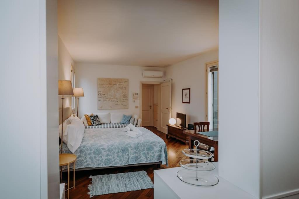 Elegant nice Home with Private Terrace in Venice - Frari church