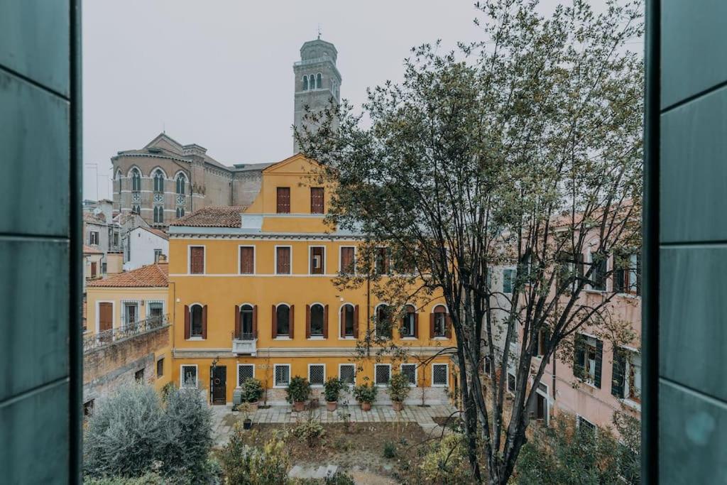 Elegant nice Home with Private Terrace in Venice - Frari church