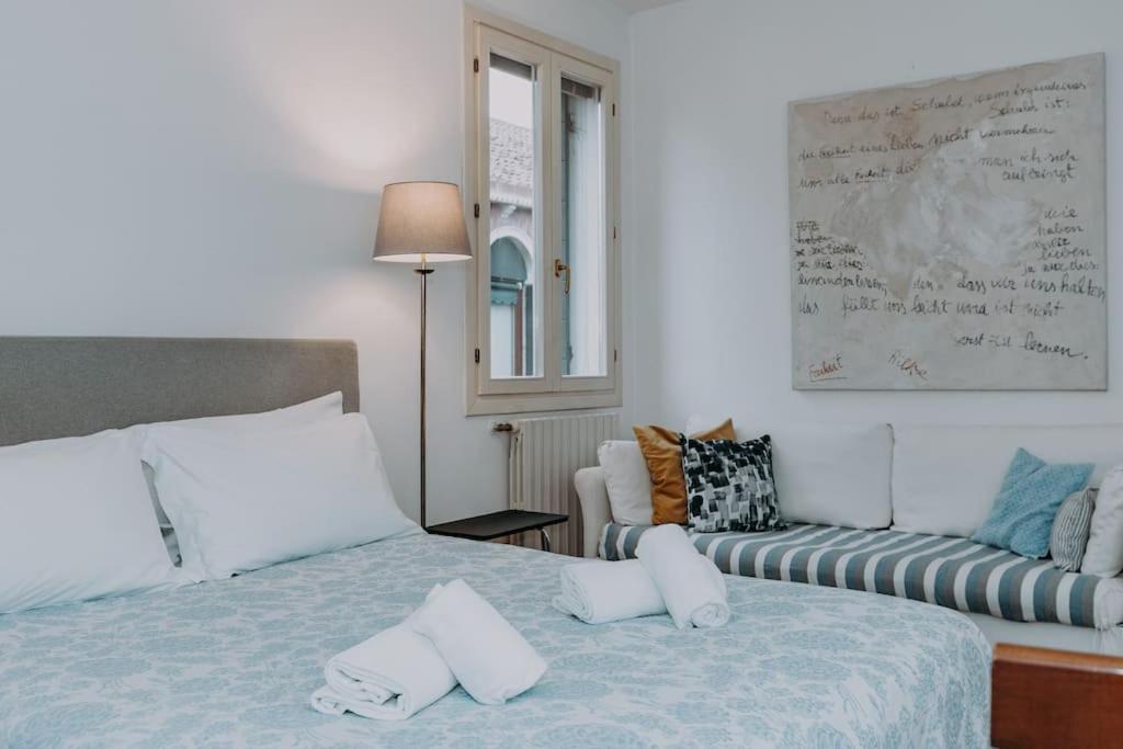 Elegant nice Home with Private Terrace in Venice - Frari church