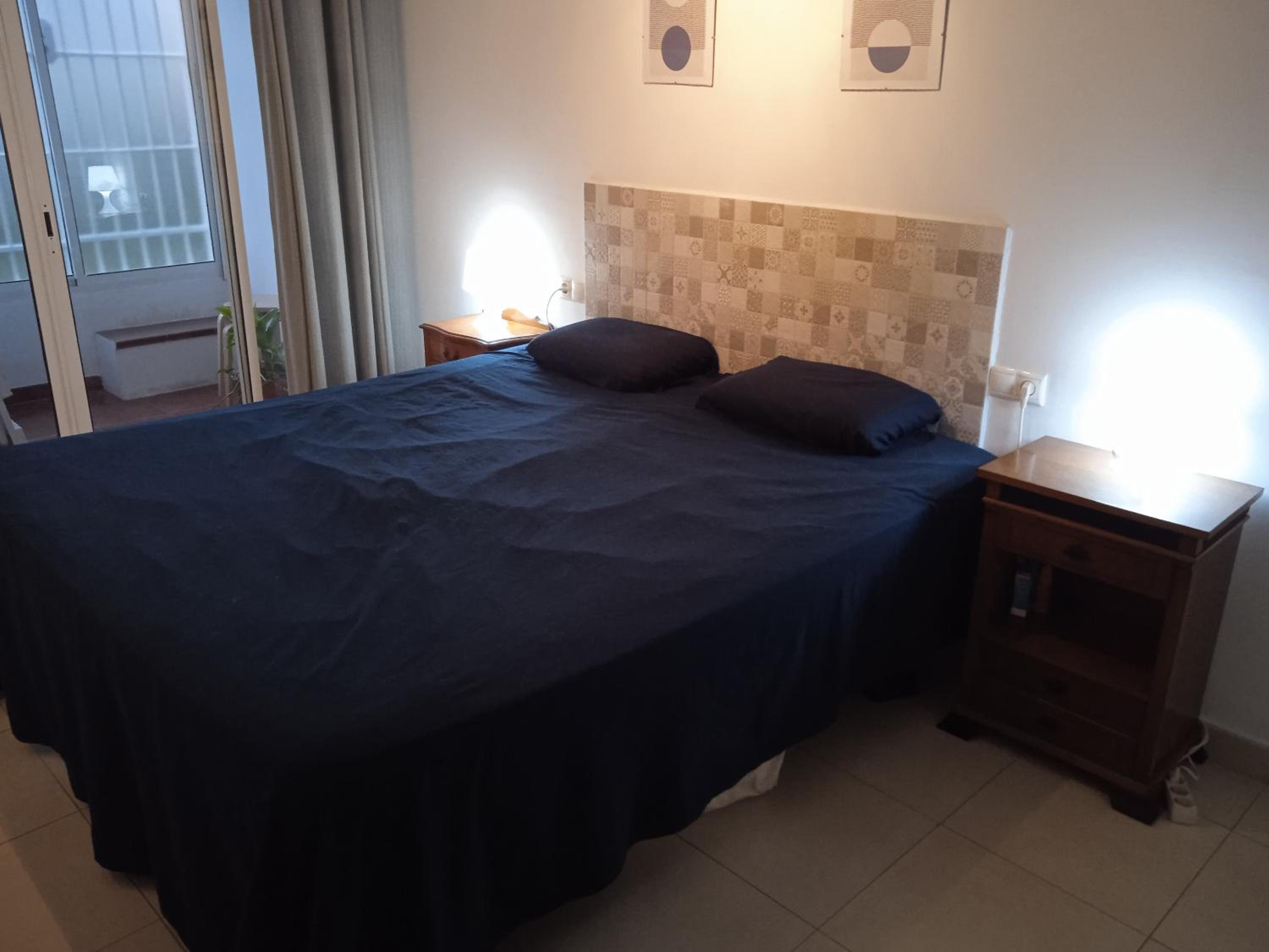 Jardin Cielomar, Close to train, restaurants, shops - BEACH 8 MIN WALK view 2