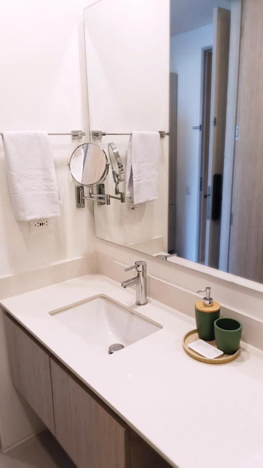 Porto Horizonte Suite 735