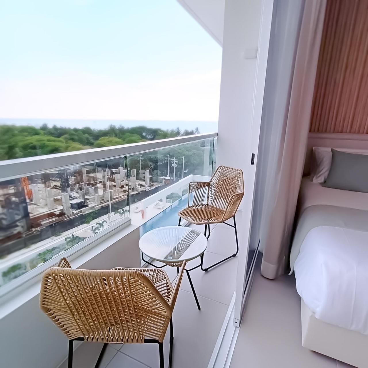 Porto Horizonte Suite 735