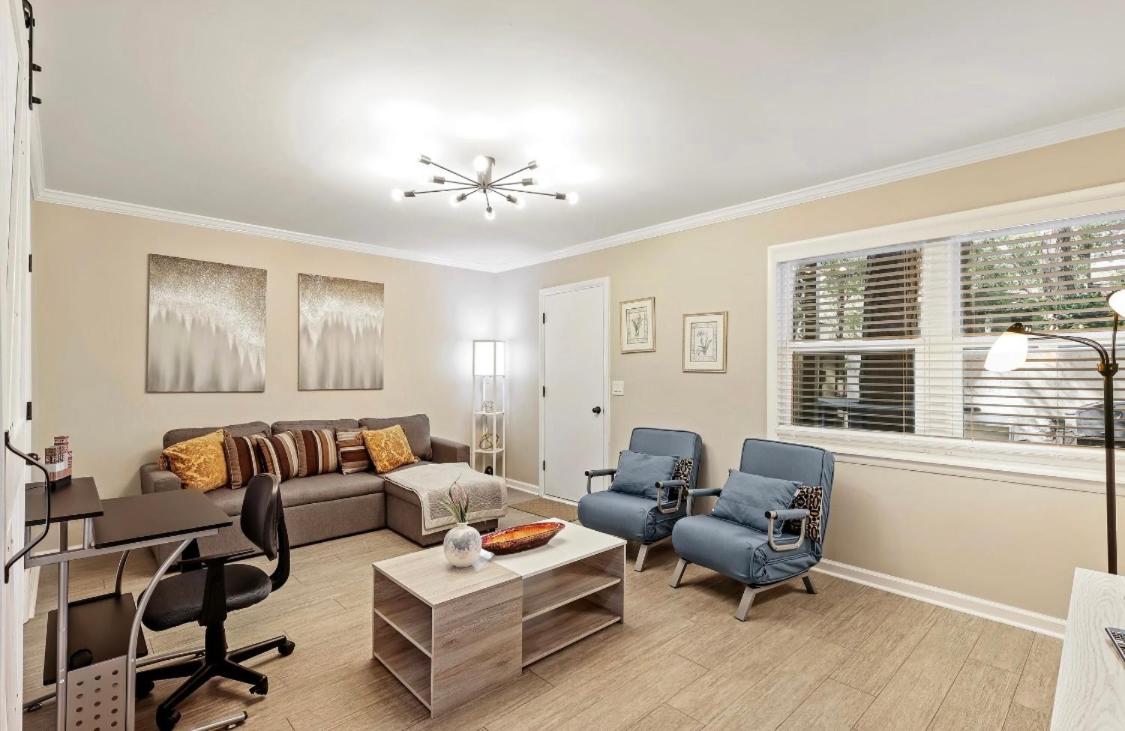 Private Balcony, Patio, Pool, Pets OK, Parking