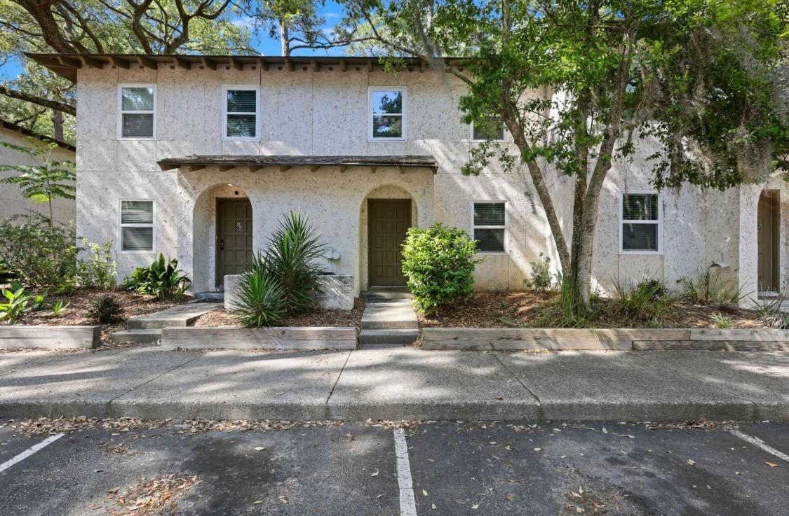 Private Balcony, Patio, Pool, Pets OK, Parking
