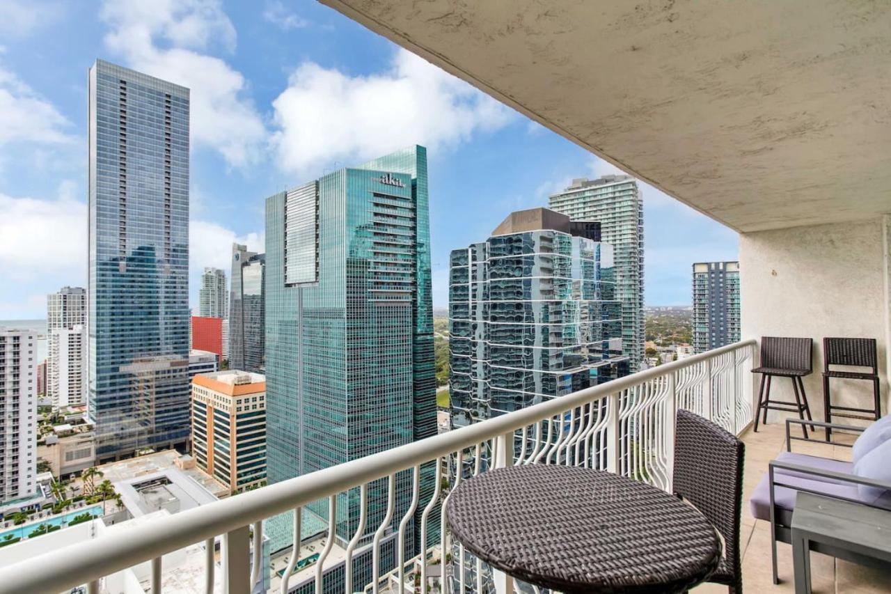 Brickell Bay Exclusive 2BR Condo Getaway with Sofa Bed