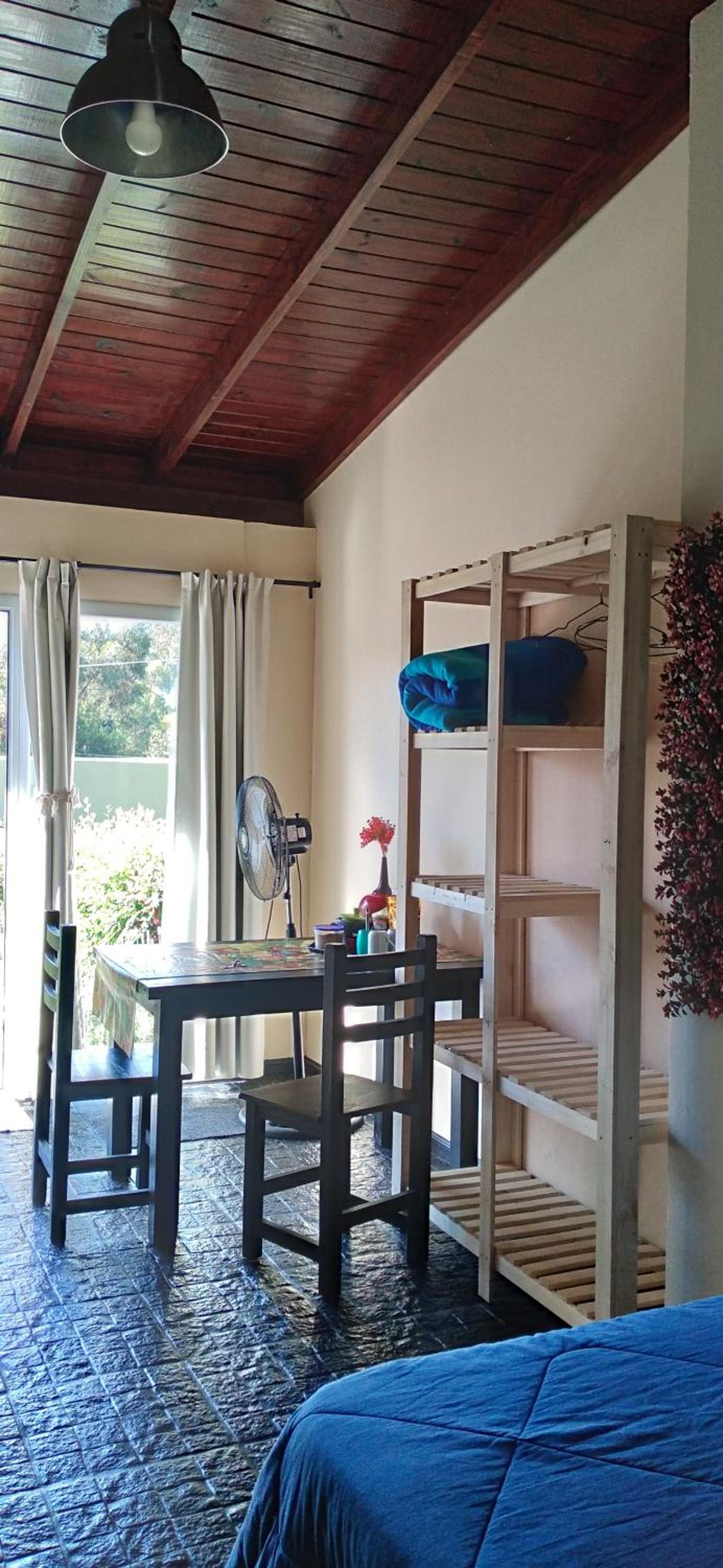Cabaña loft para 2 a metros del lago con café y facturas
