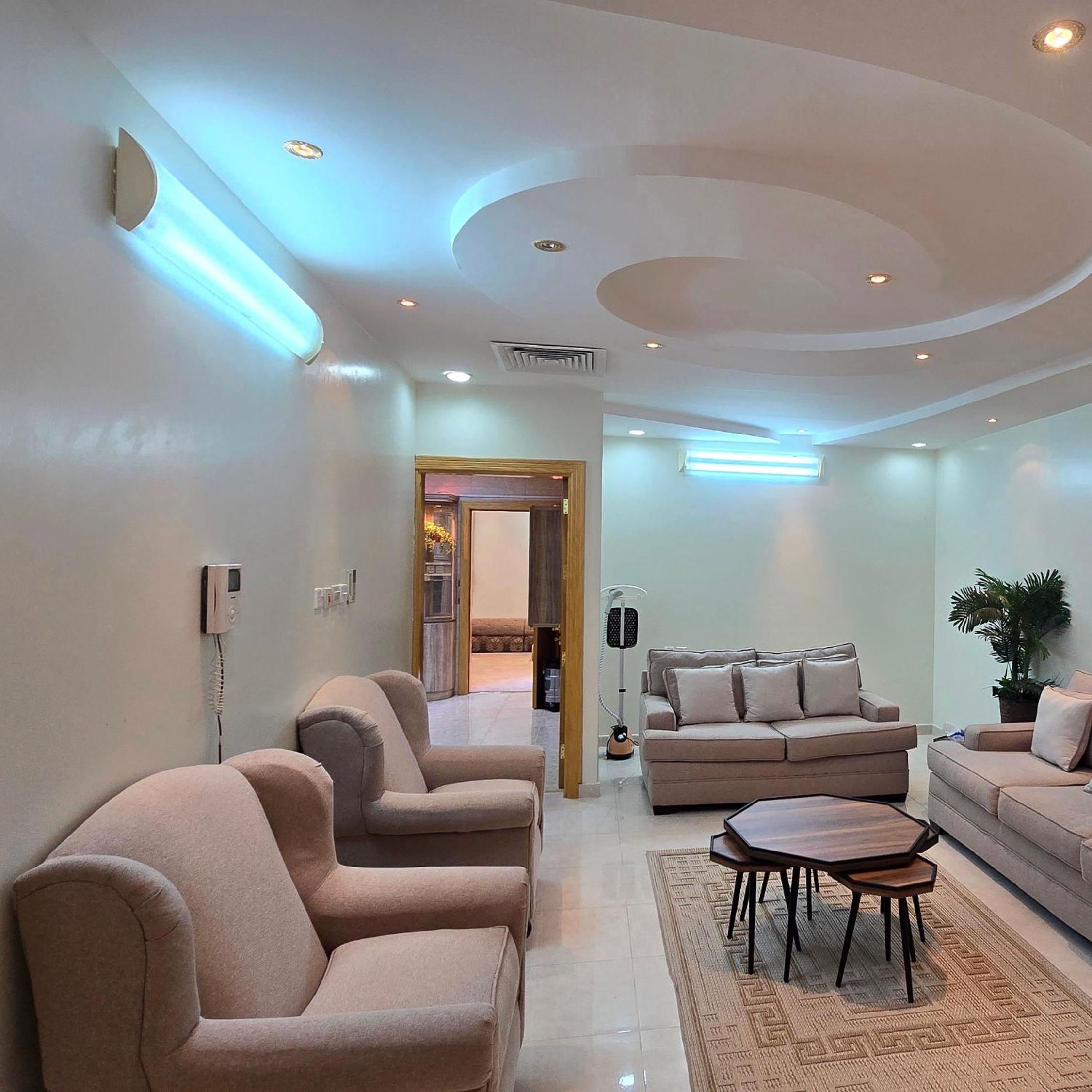 Al Hamra Family Villa فلة الحمراء العائلية