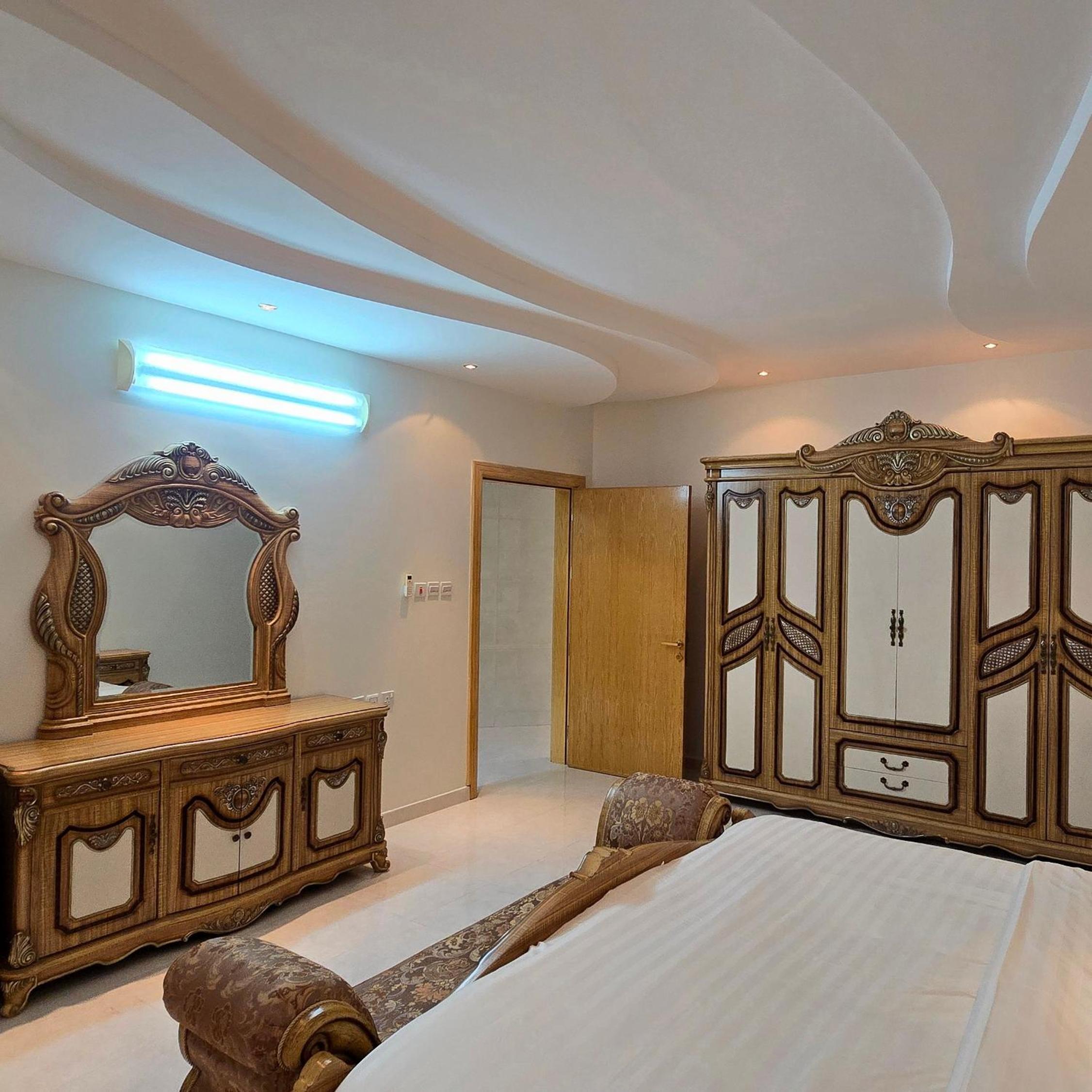 Al Hamra Family Villa فلة الحمراء العائلية
