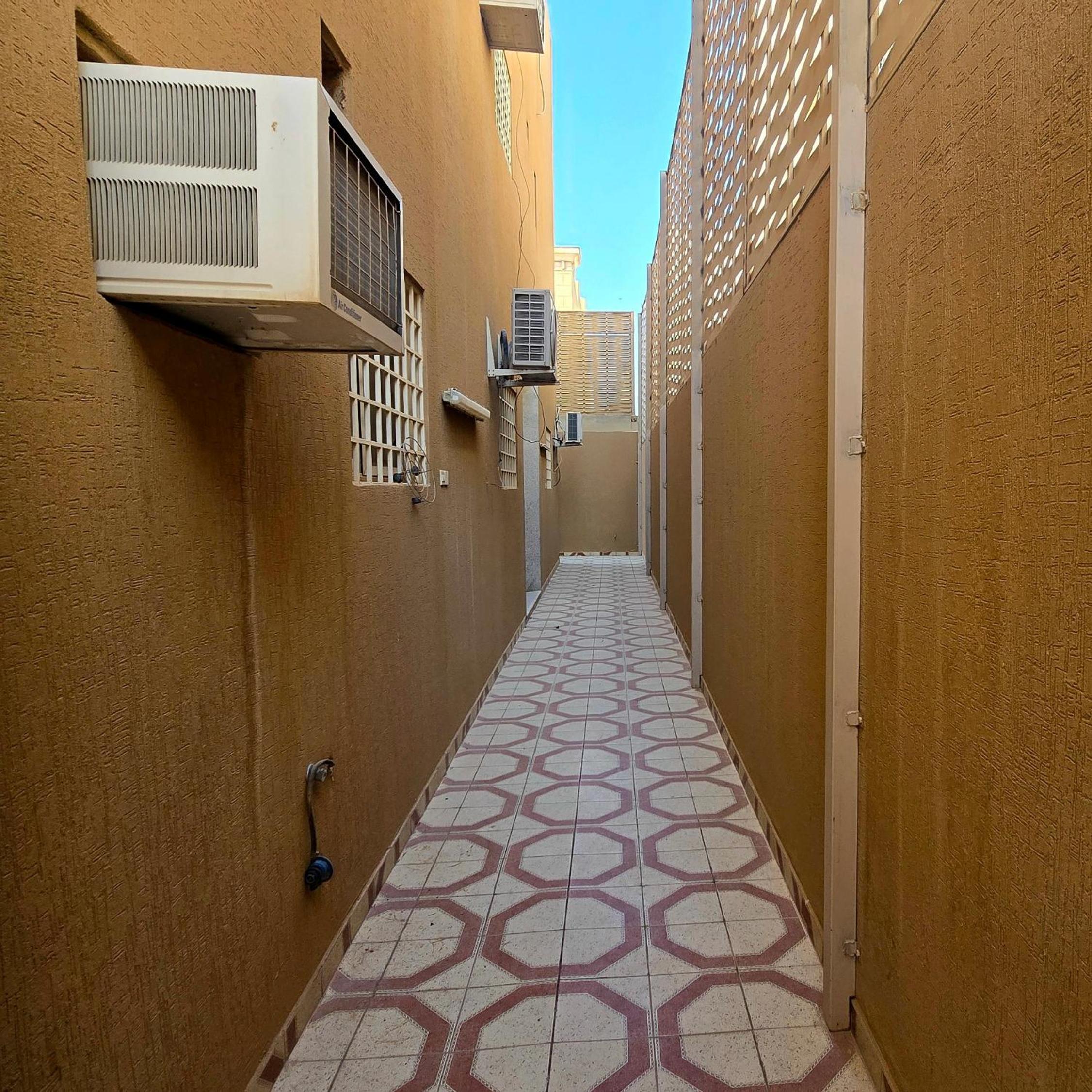 Al Hamra Family Villa فلة الحمراء العائلية