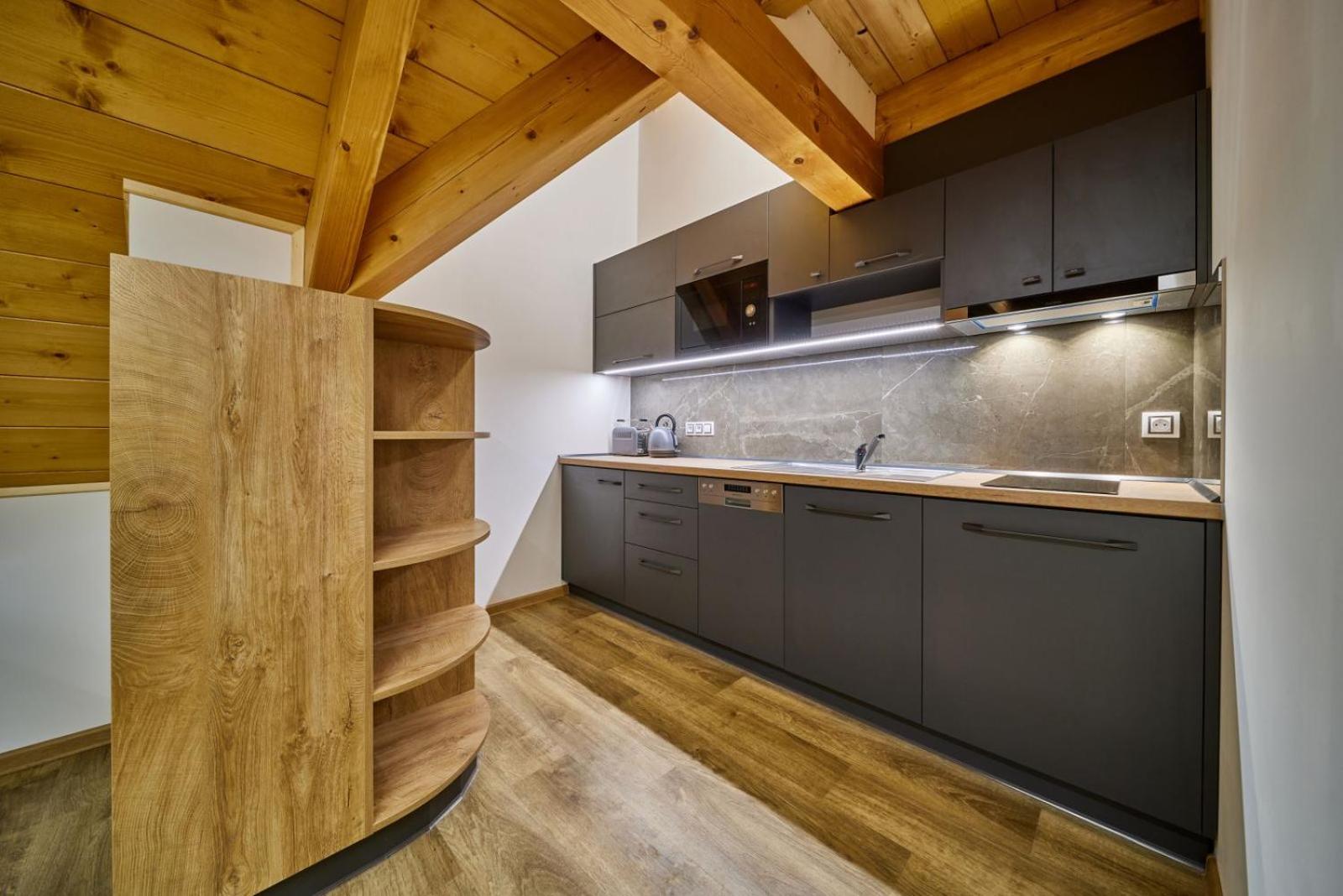 Urlas Apartments, 80m from ski slope, Dog friendly