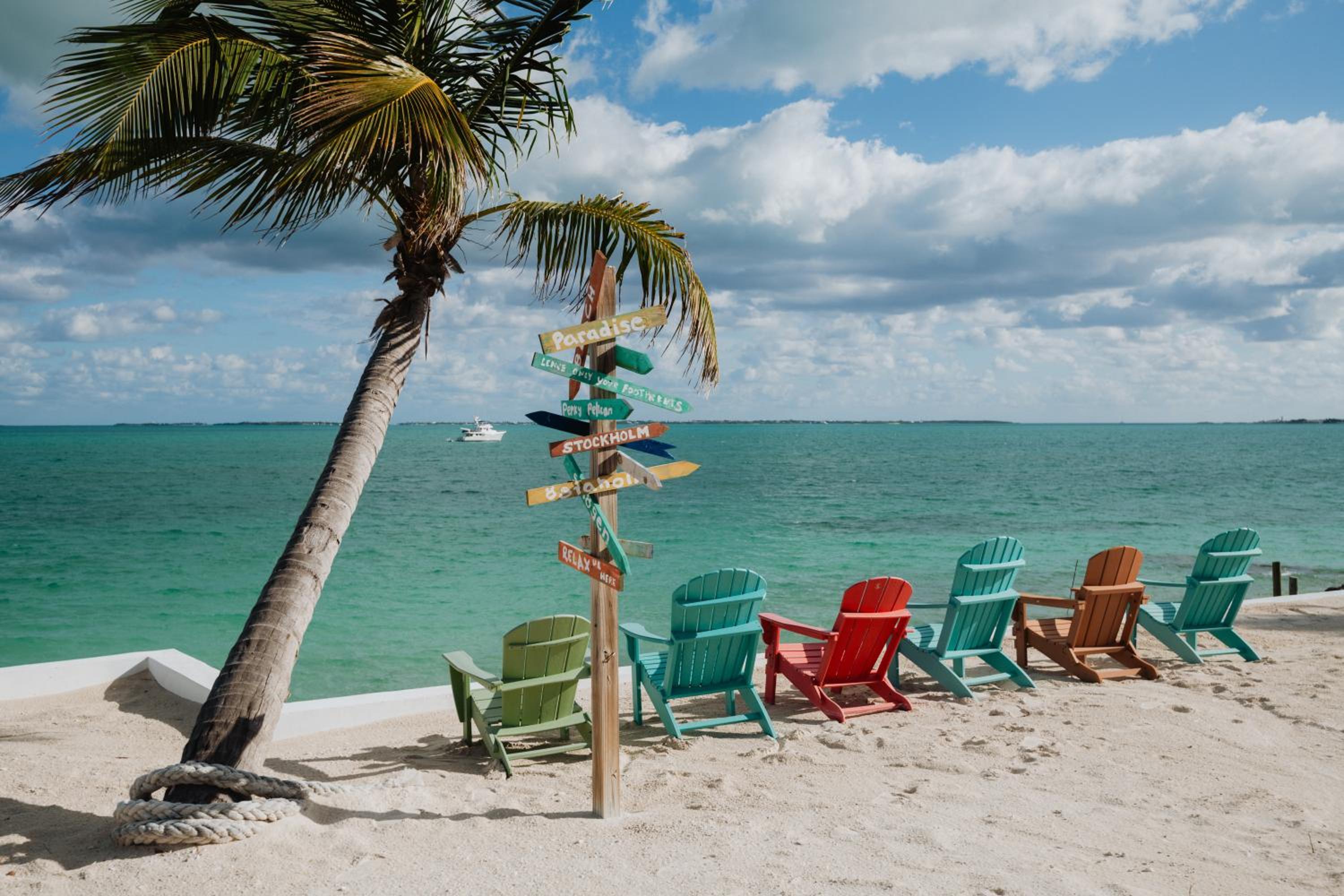 Abacos Vacations - Private Oceanfront, beach, dock and Hottub - The Perky Pelican - Property Image 1