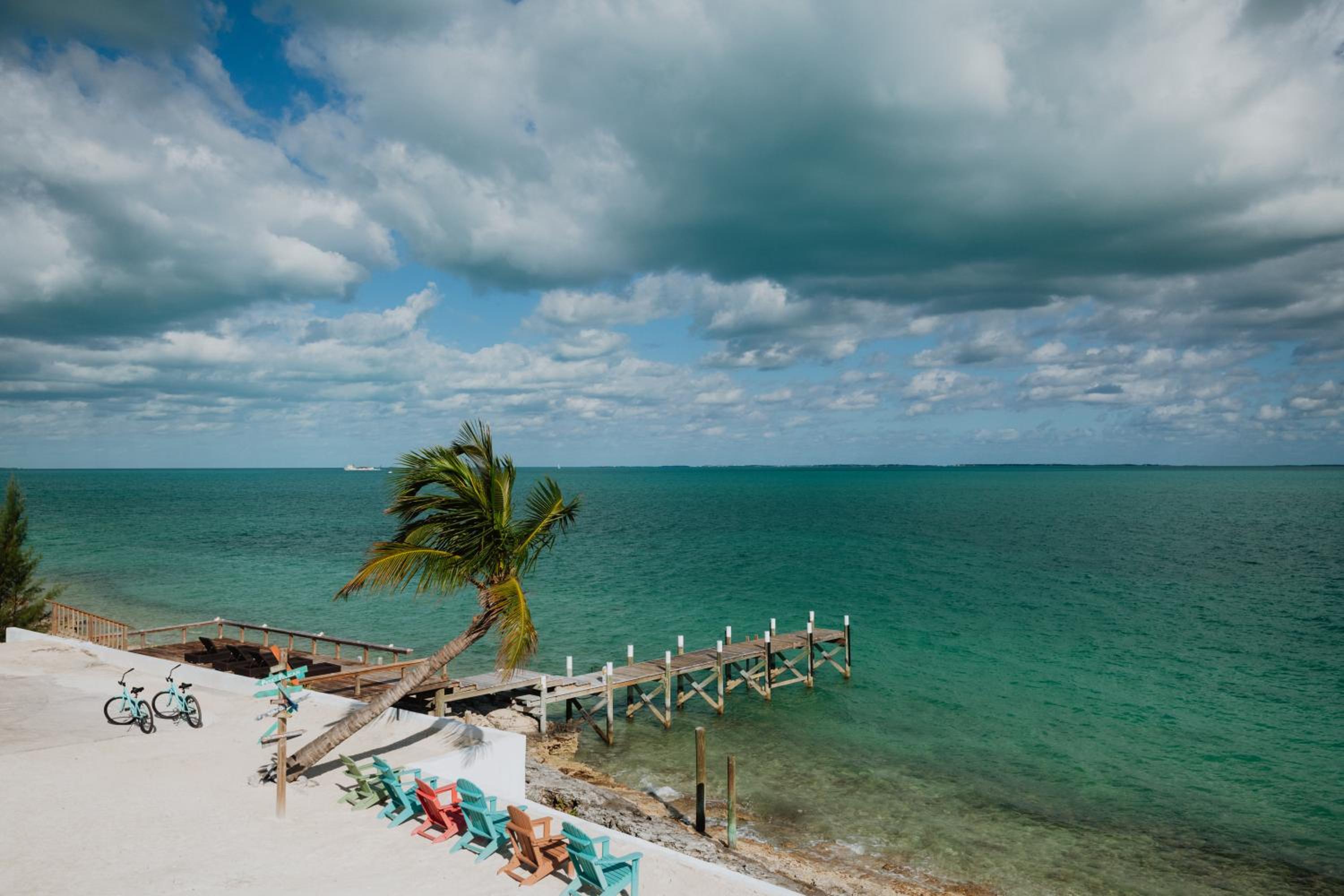 Private Oceanfront, beach, dock and Hottub - The Perky Pelican - Property Image 8