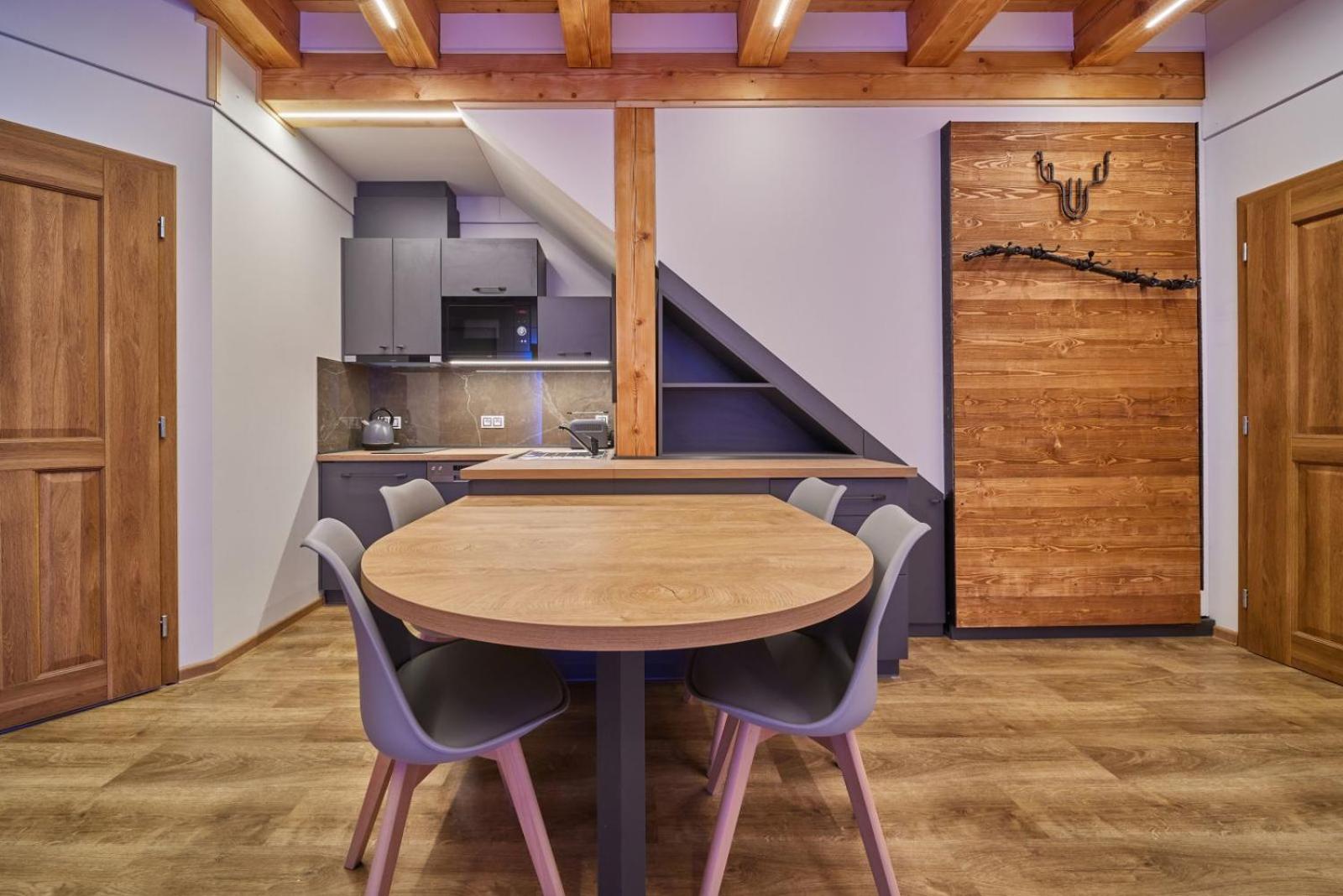 Urlas Apartments, 80m from ski slope, Dog friendly