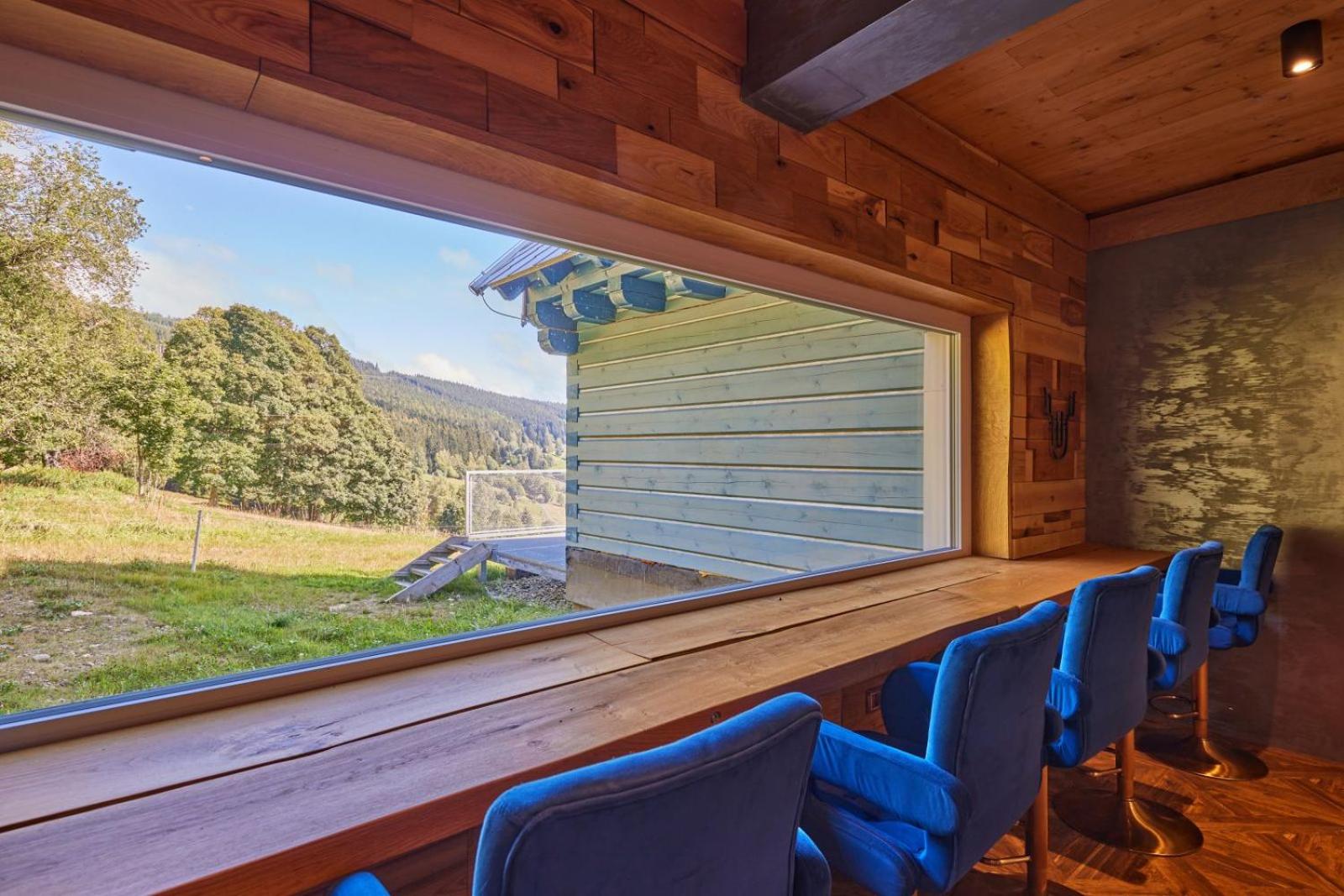 Urlas Apartments, 80m from ski slope, Dog friendly