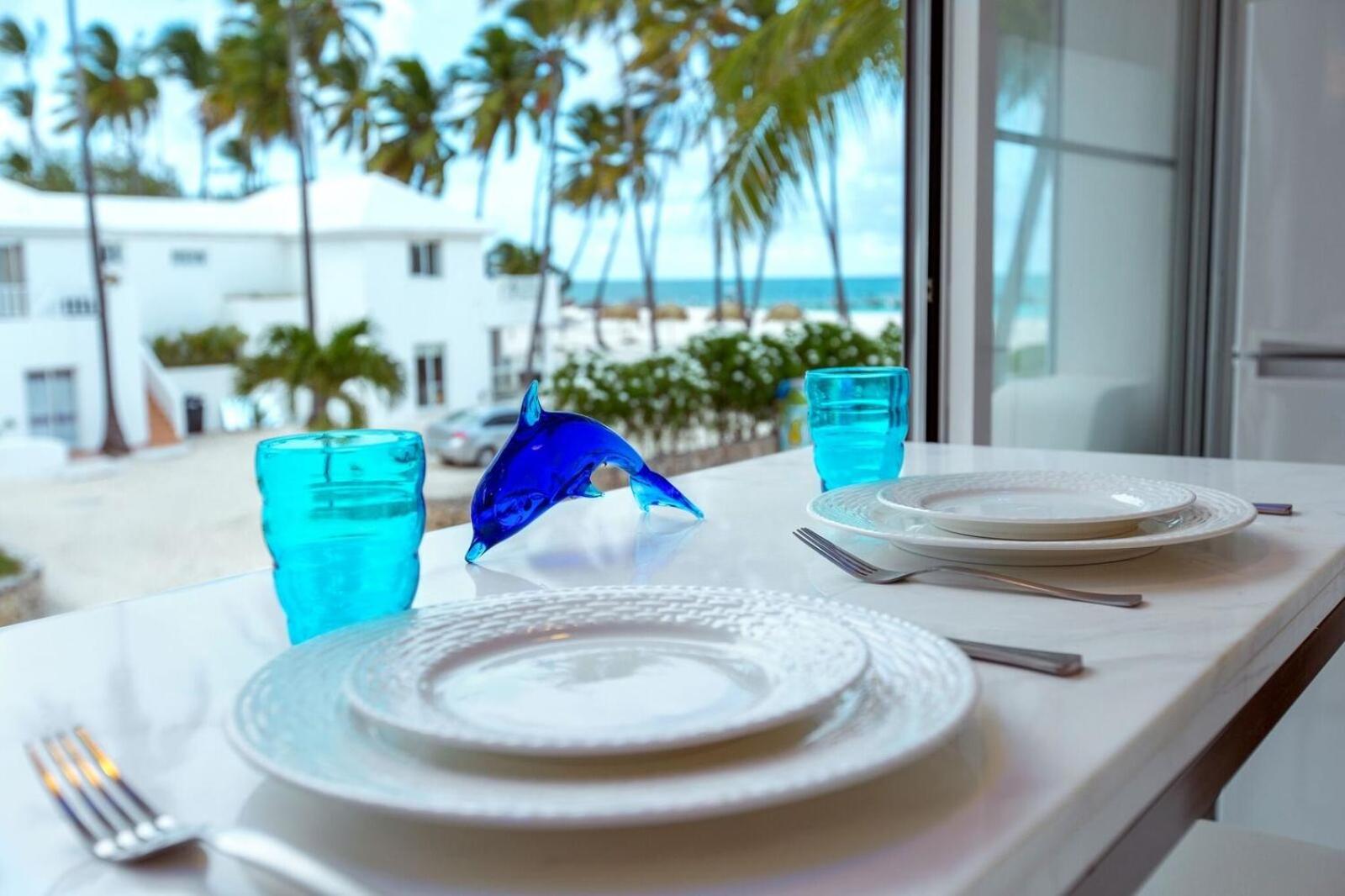 CORAL VILLAS Private Beach Resort and Spa