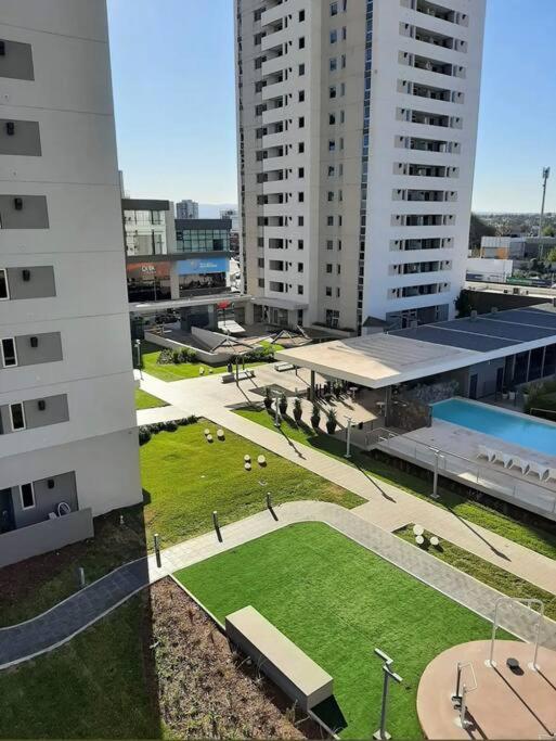 Departamento moderno y lujoso con gym y piscina