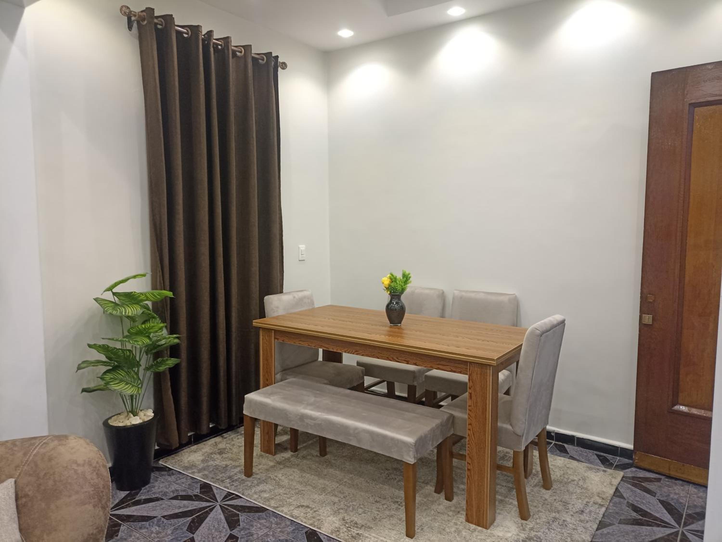 Tahrir Residence - Marriage Certificate is Required for Couples at Check-in