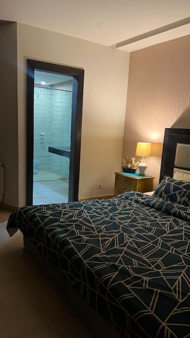 Bahria Luxury Heights - III PH4 -The Arena Cinema view 3