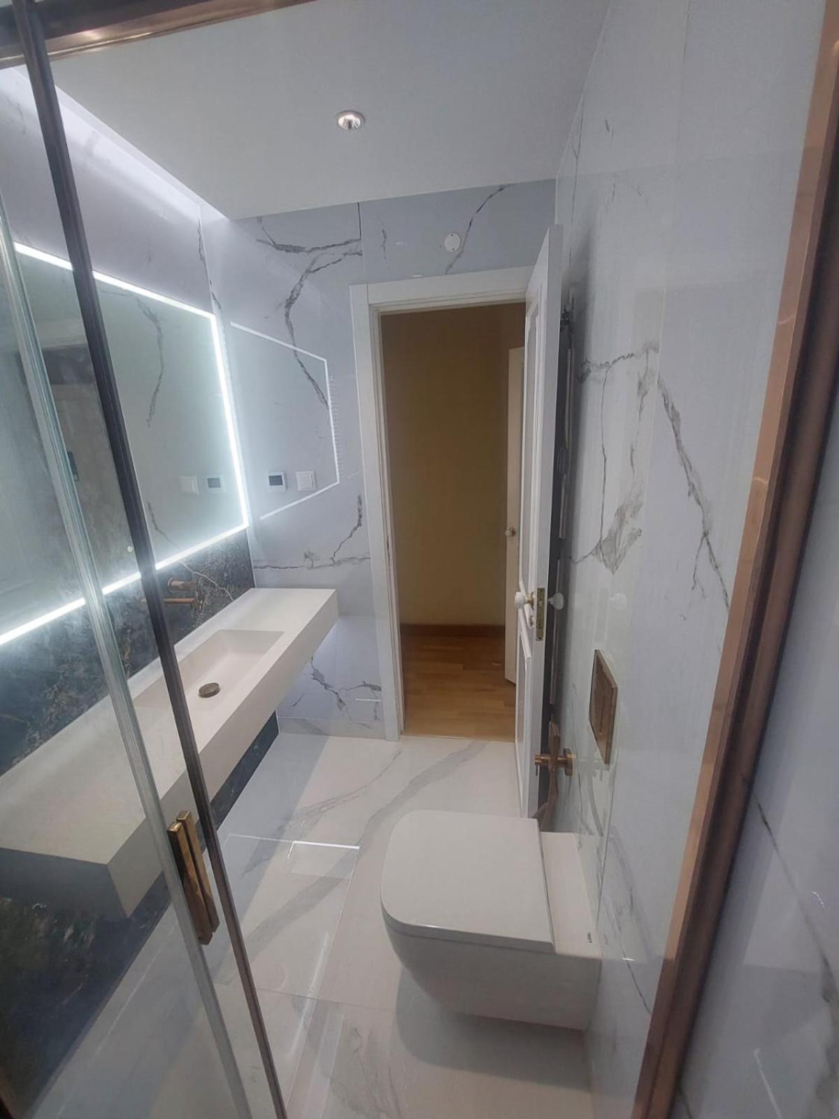 Zen Central Apartment