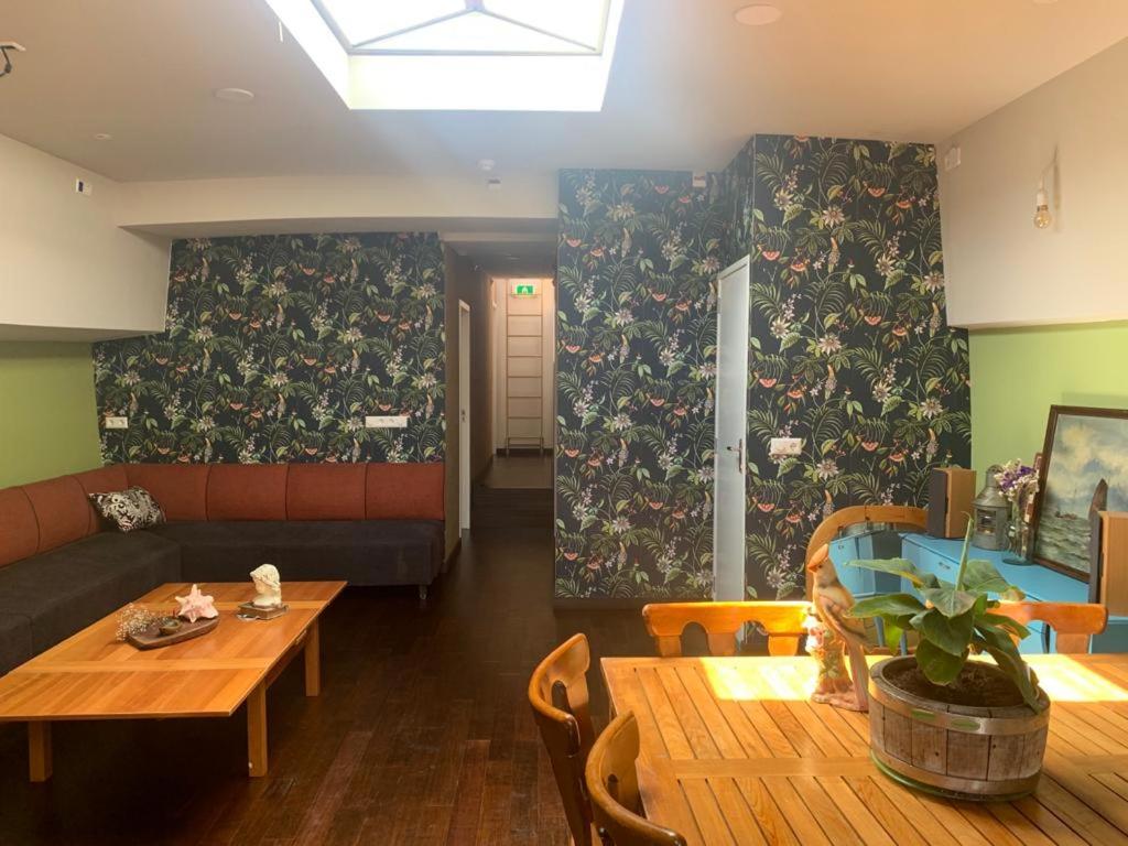 Hotelschip Amsterdam City, in de zomer én de winter! photo 3