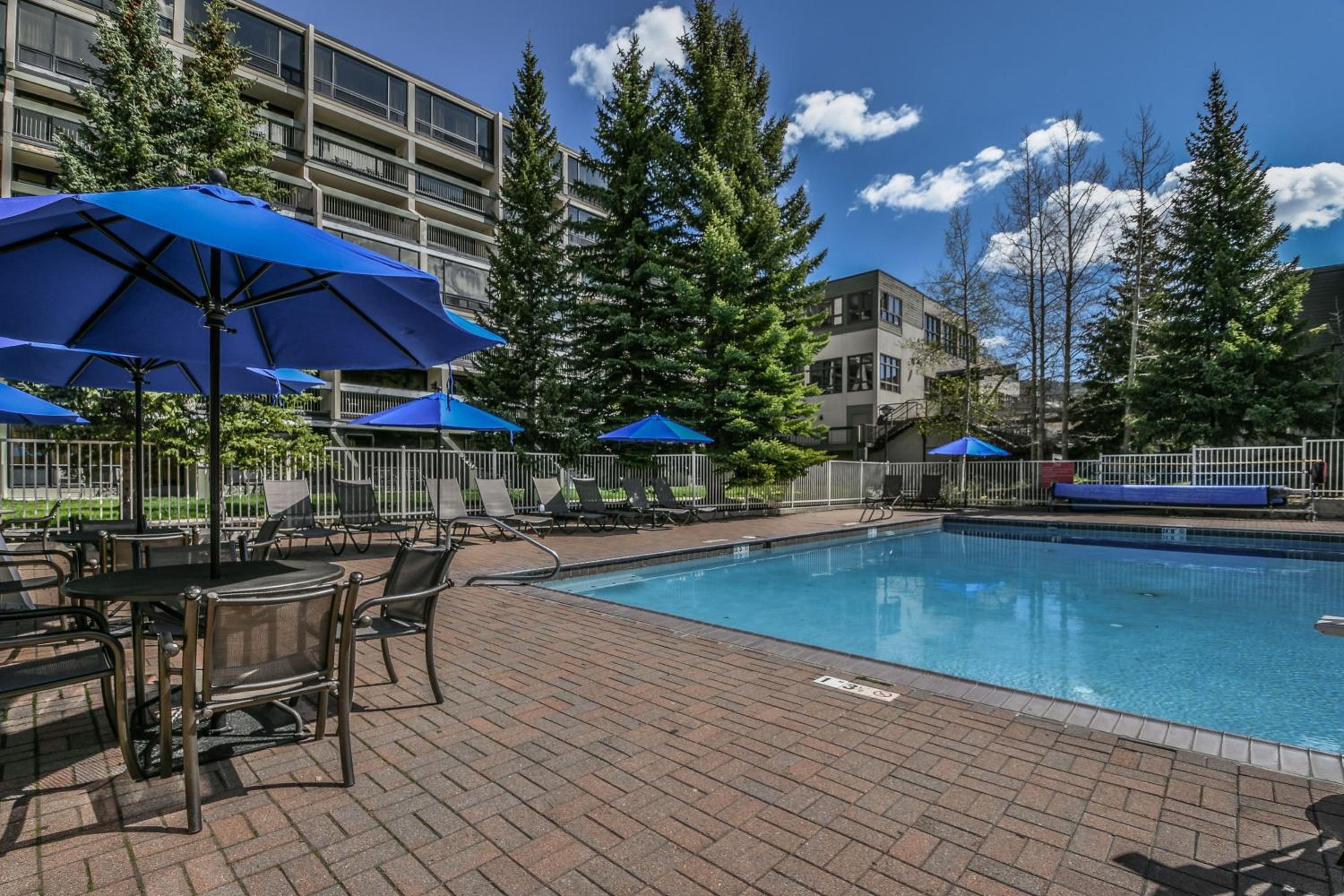 Argentine 1523 by SummitCove Lodging view 3