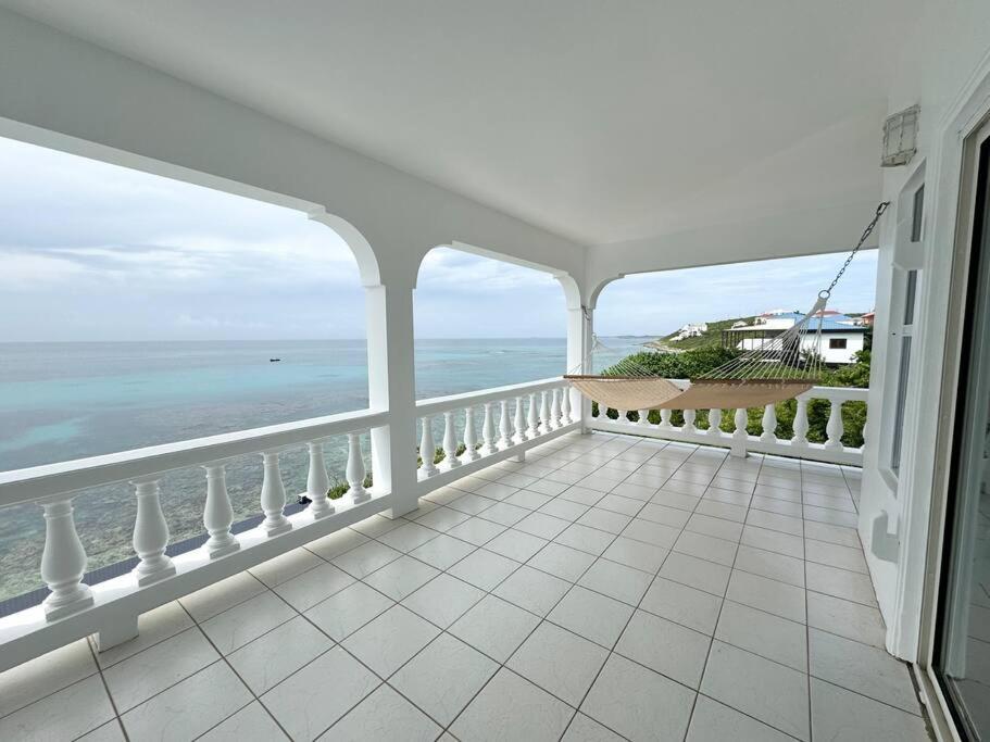 Beautiful Resort-Style Home !!!