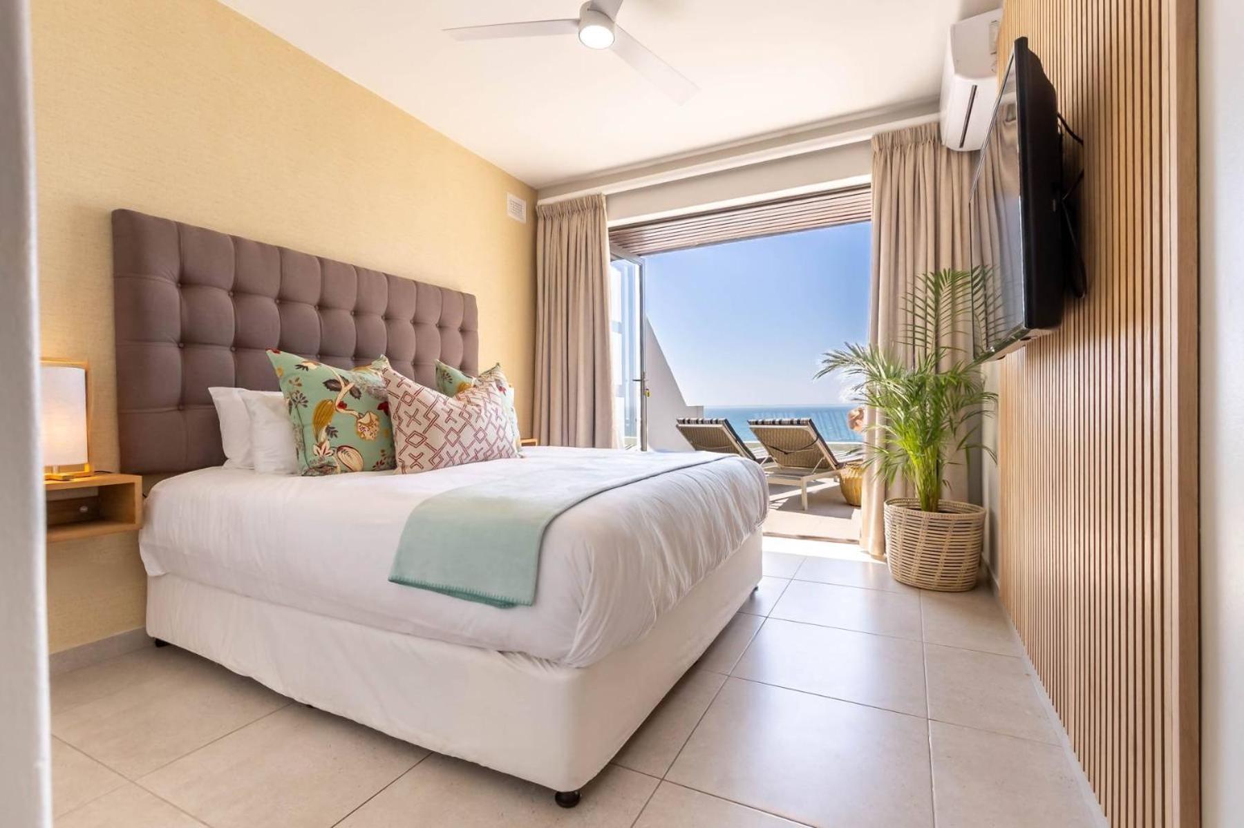 Beachfront Apartments Shakas Rock - Chakas Terrace, Direct Access, Ocean Views