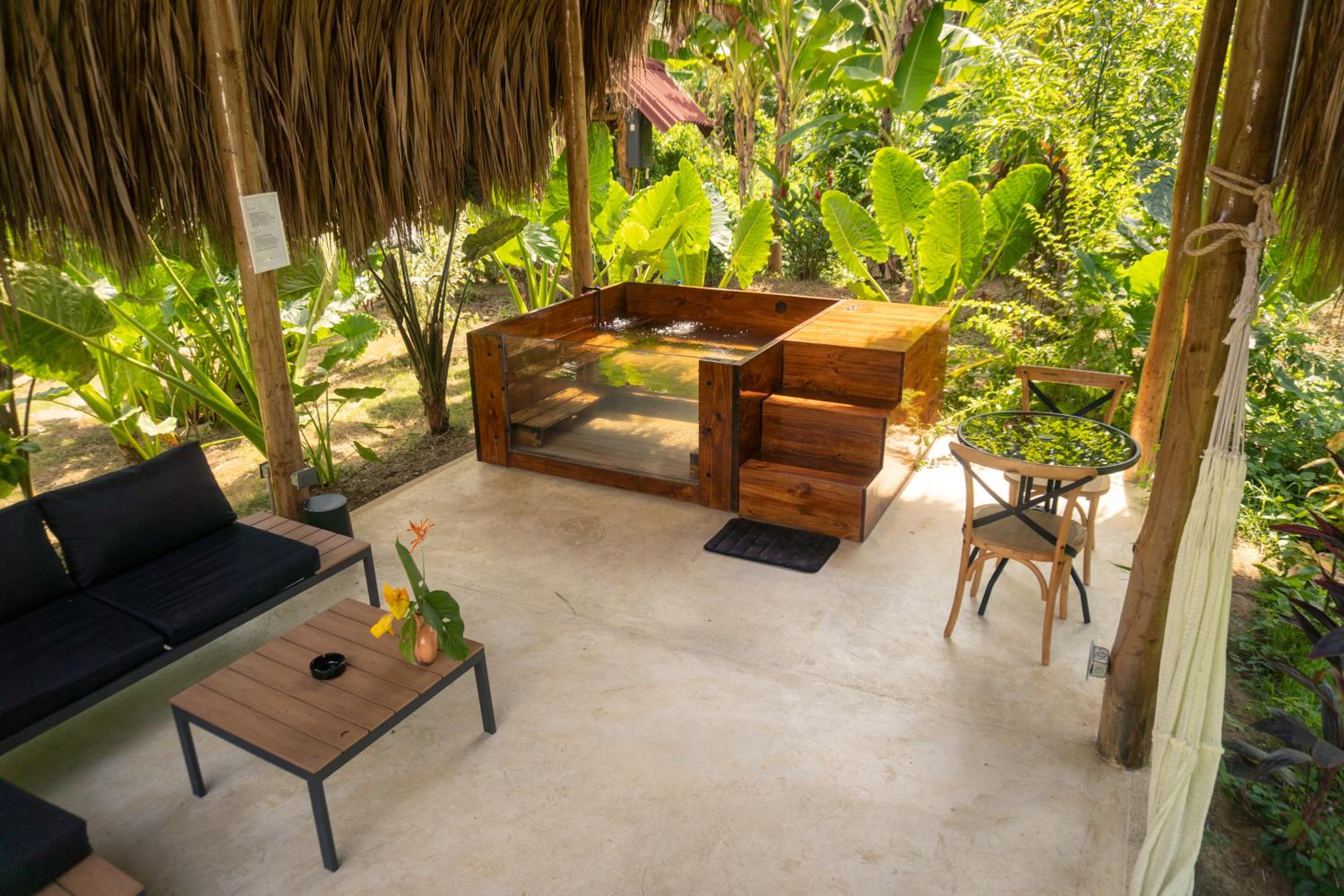 Cabañas con Jacuzzi, Tayrona vía Palomino - Villa Puy