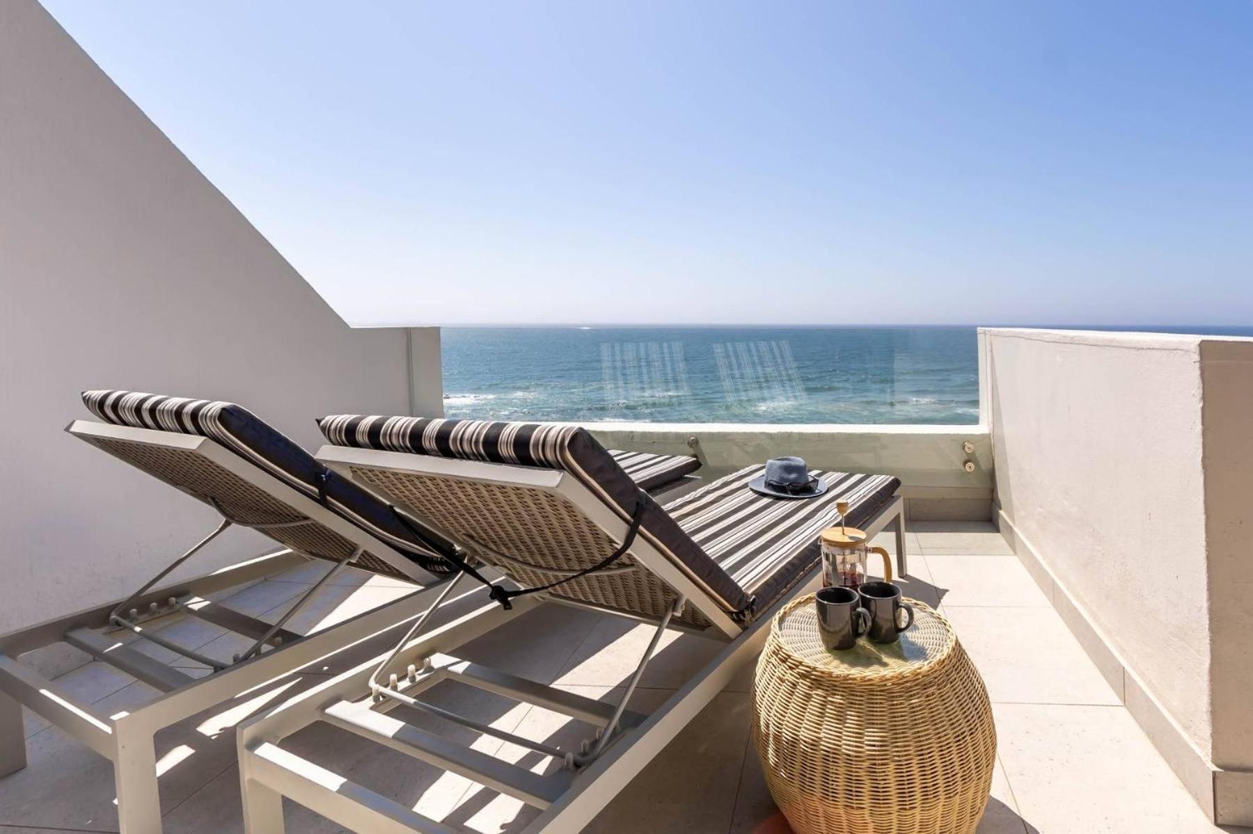 Beachfront Apartments Shakas Rock - Chakas Terrace, Direct Access, Ocean Views