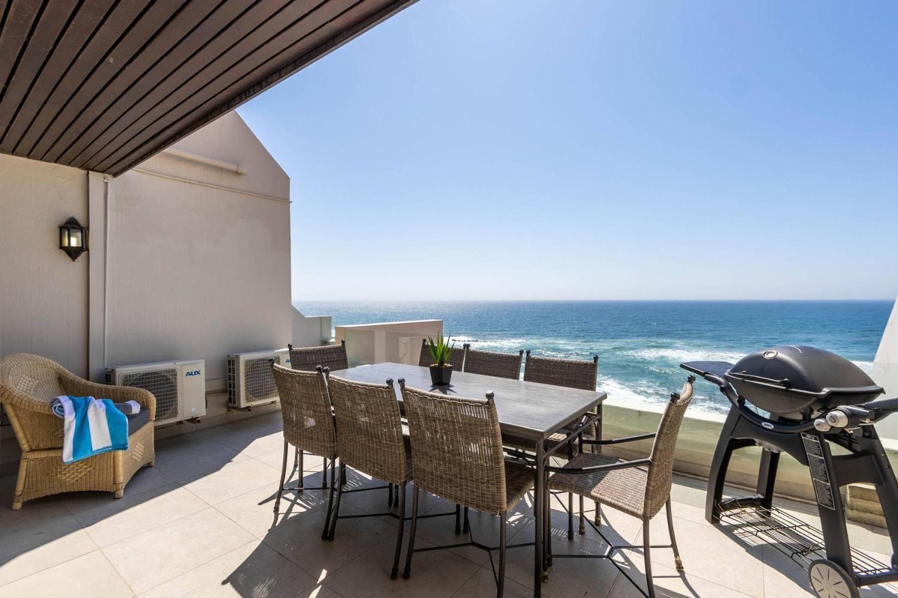 Beachfront Apartments Shakas Rock - Chakas Terrace, Direct Access, Ocean Views