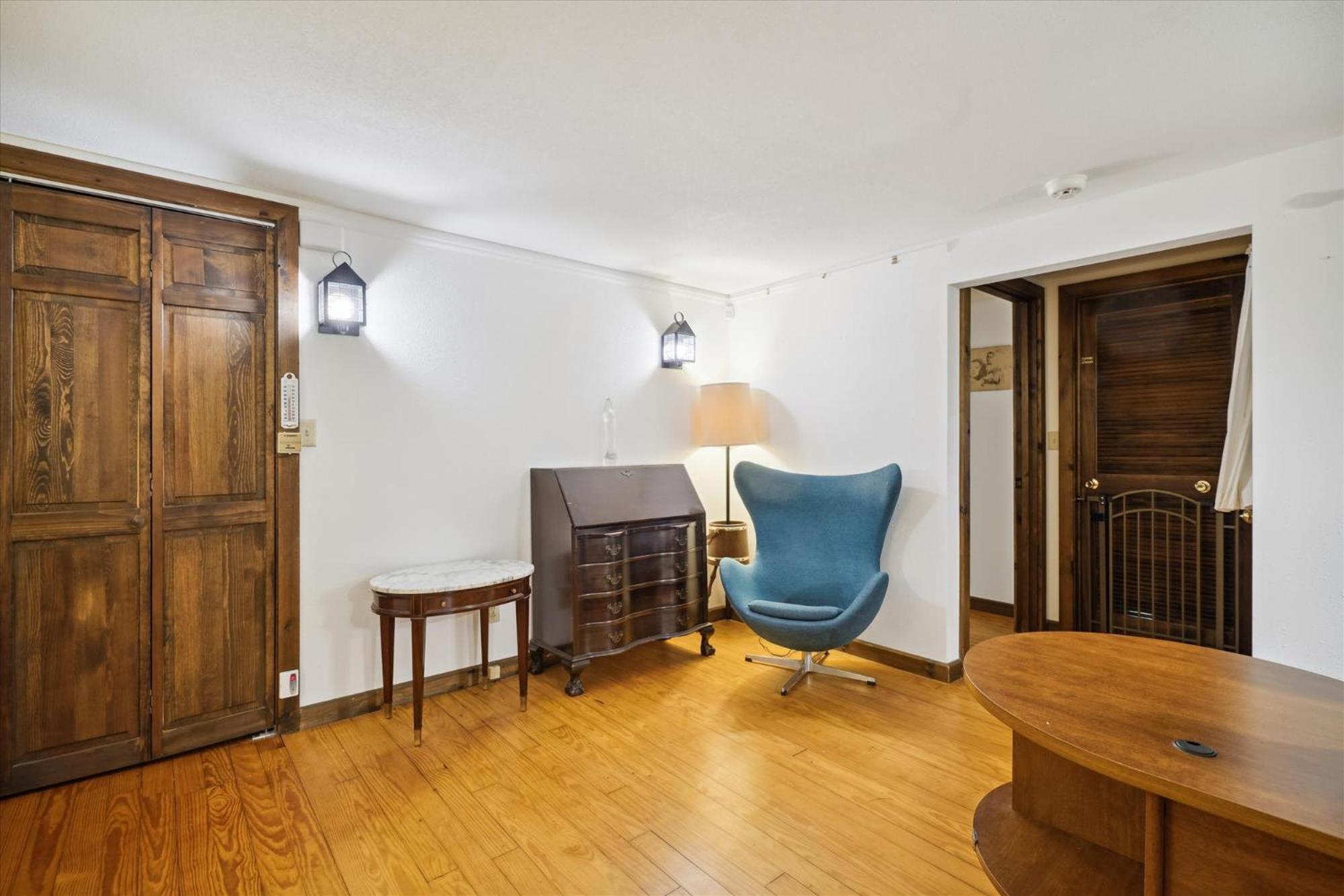 Perfect secluded 3 bedroom cozy getaway home Hawk Landing
