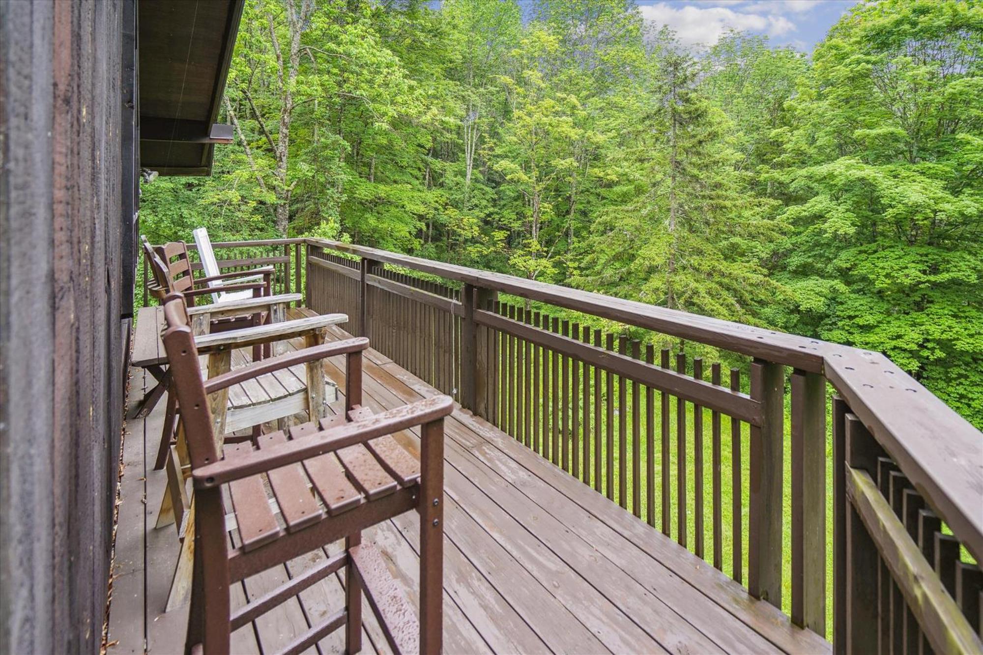 Perfect secluded 3 bedroom cozy getaway home Hawk Landing