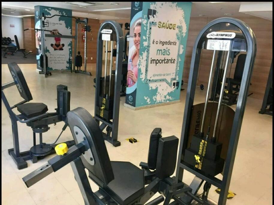 Quarto e Sala para 4 ao lado do Salvador Shopping
