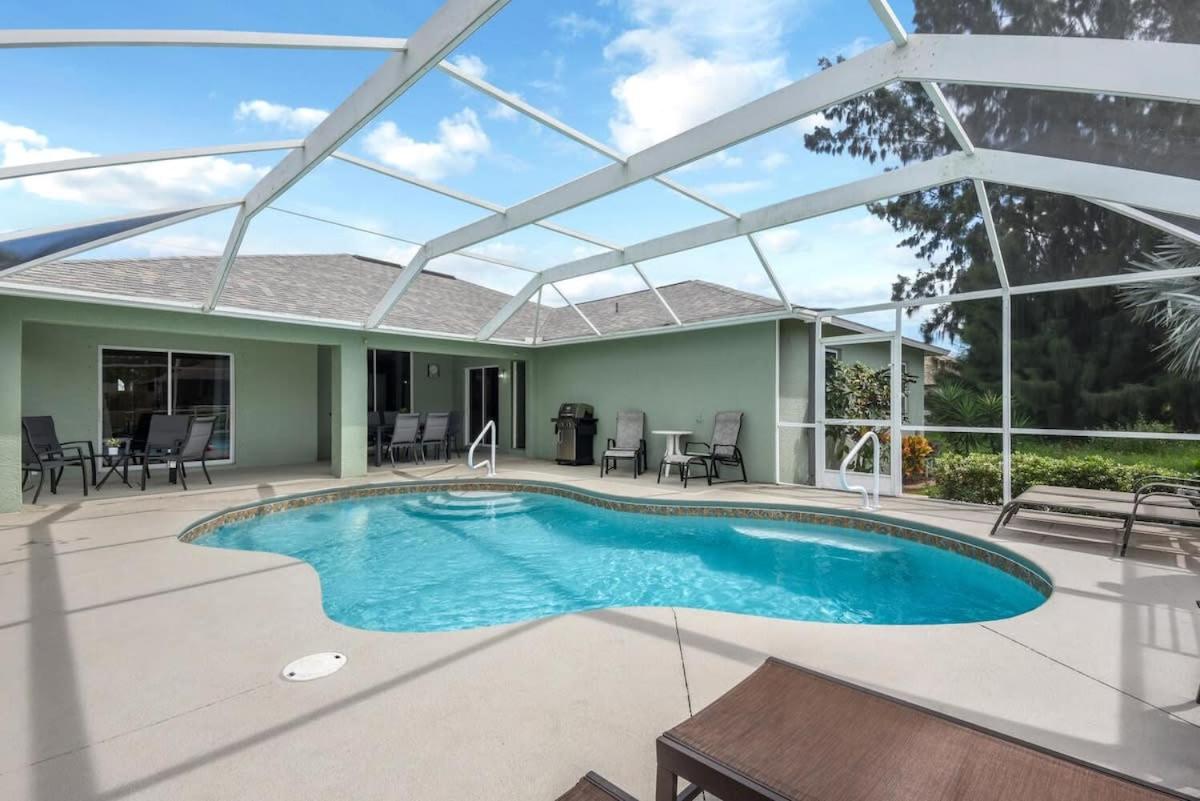 Sunshine Home Retreat Heated Pool on Canal view 3