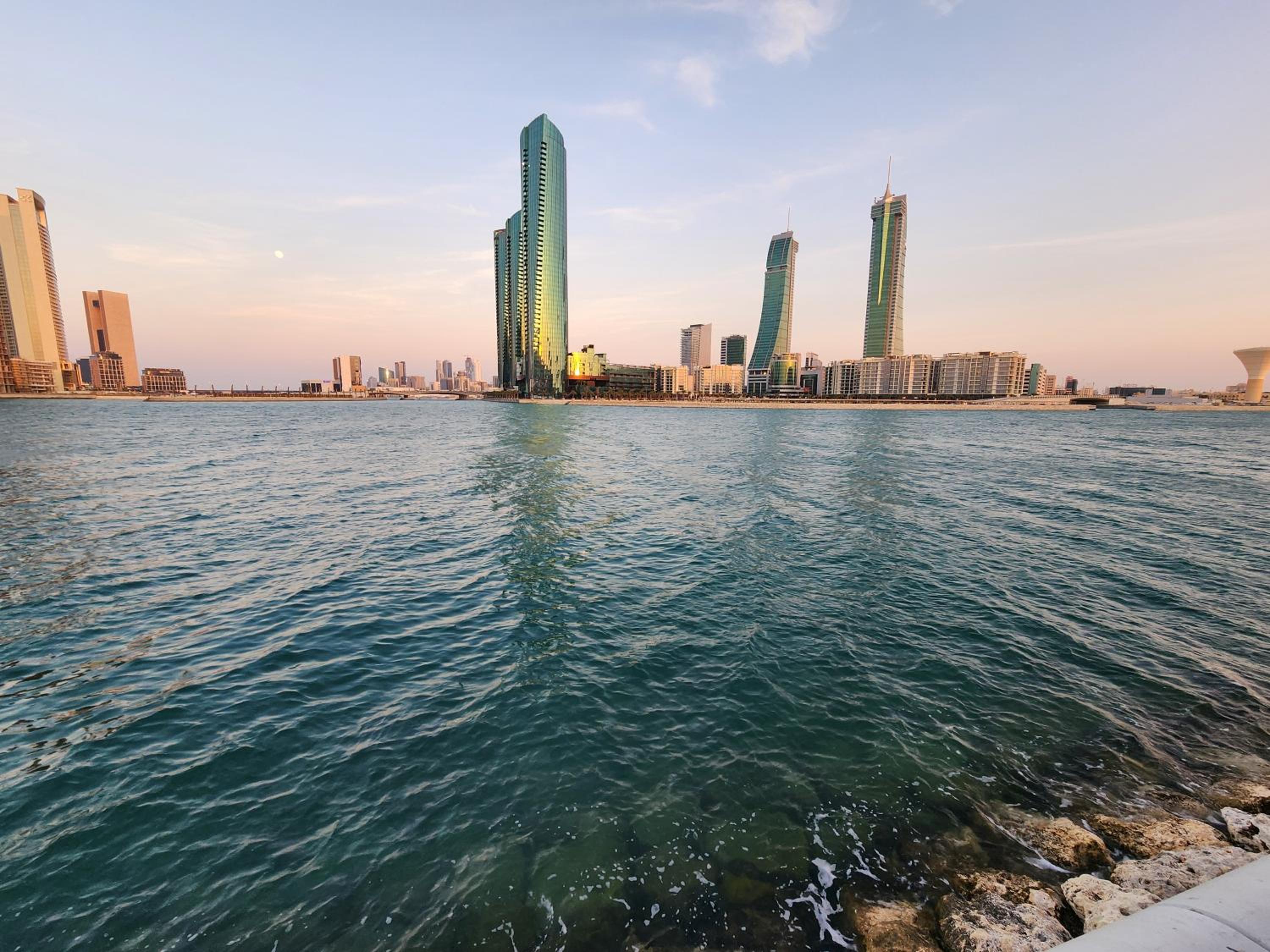 Stunning Sea View 3BR Duplex in Reef Island