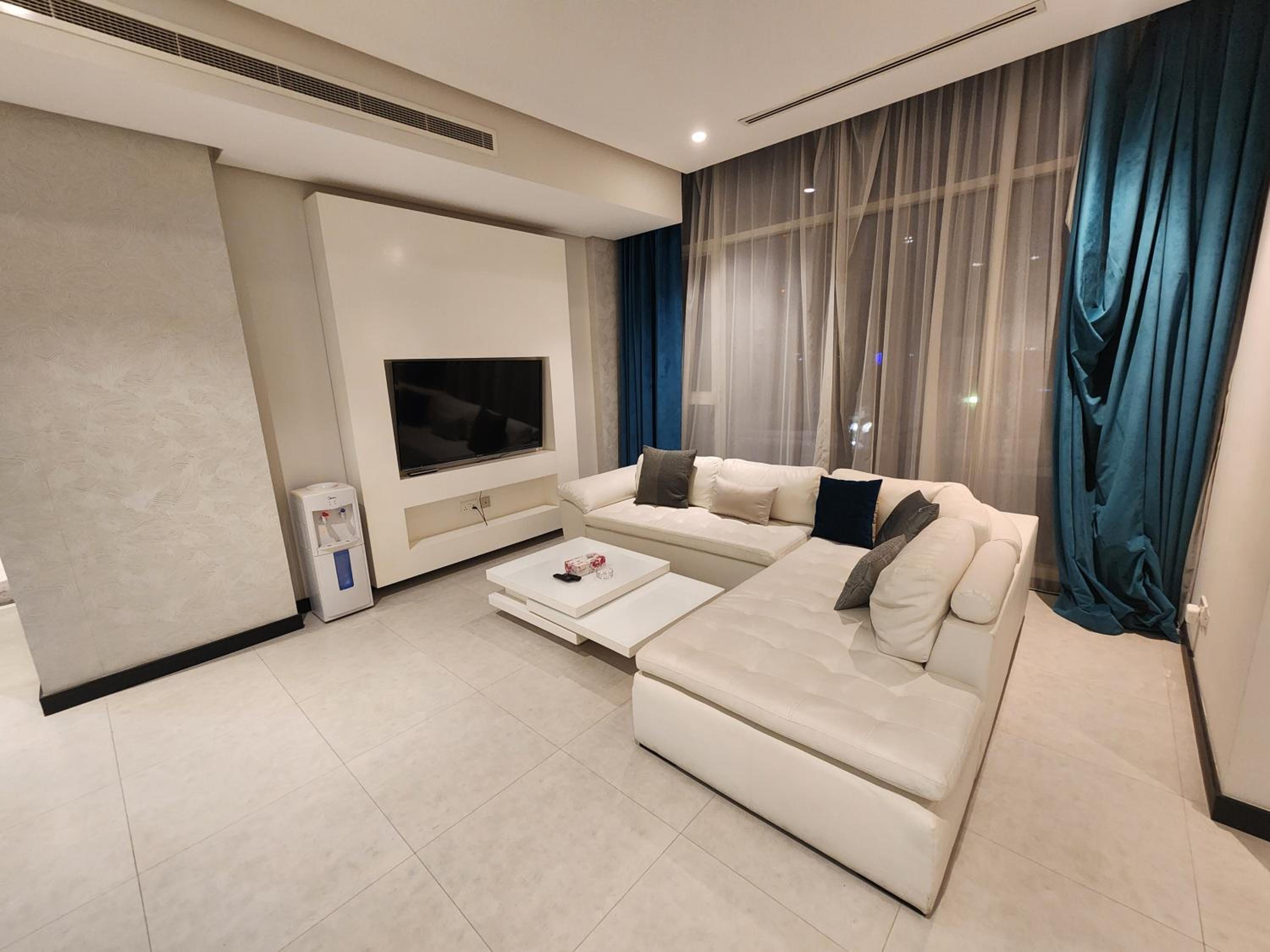 Stunning Sea View 3BR Duplex in Reef Island
