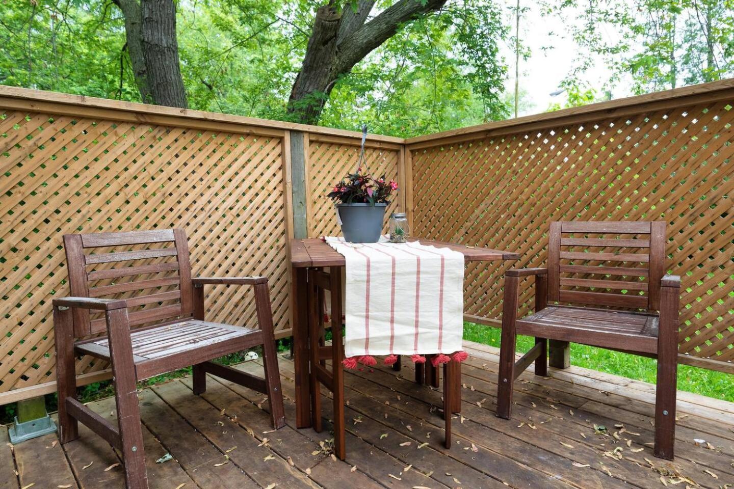 Private Cozy Room with Free Parking