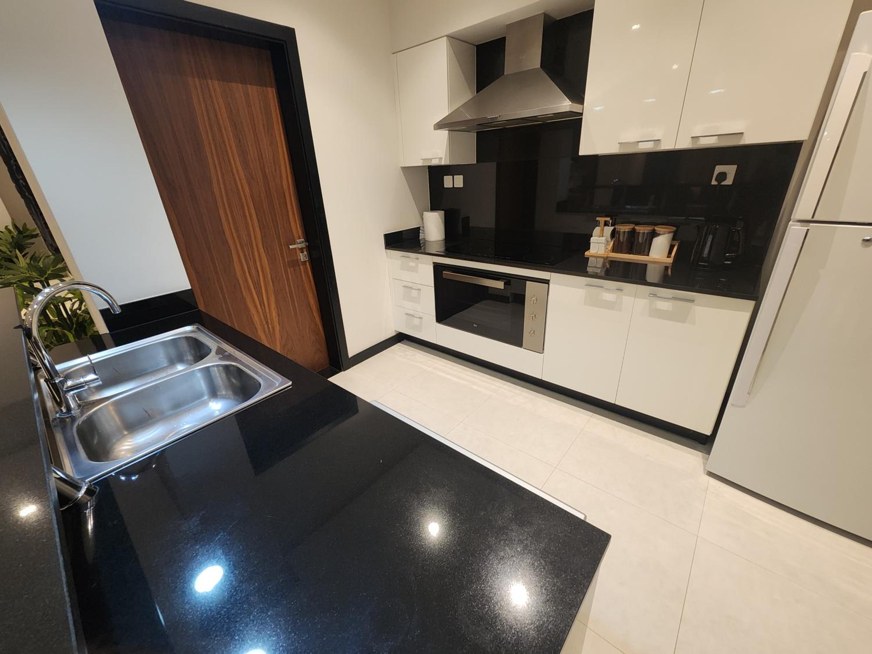 Stunning Sea View 3BR Duplex in Reef Island