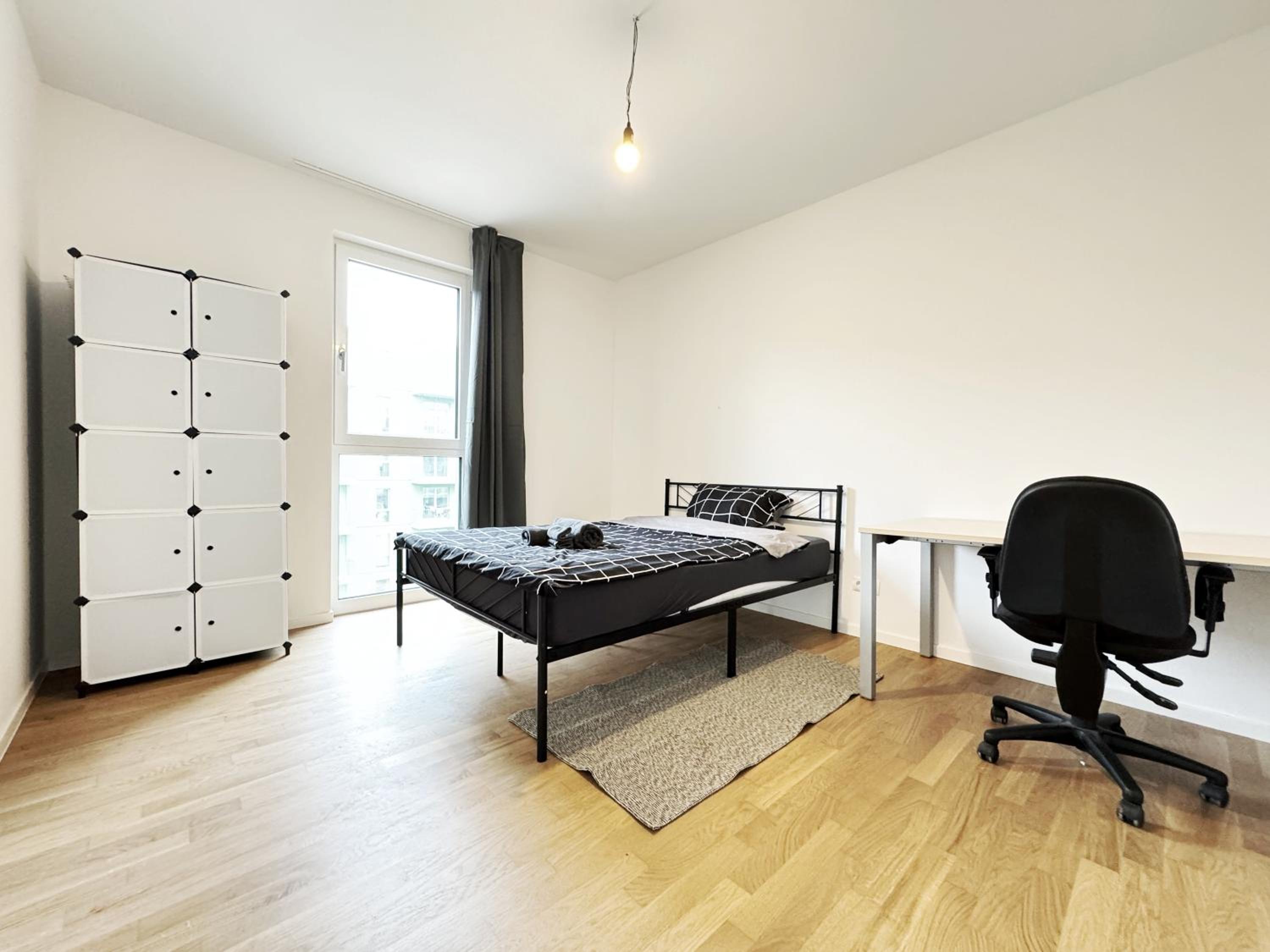 HolidayHome Apartments I Private Room in Shared Apartment