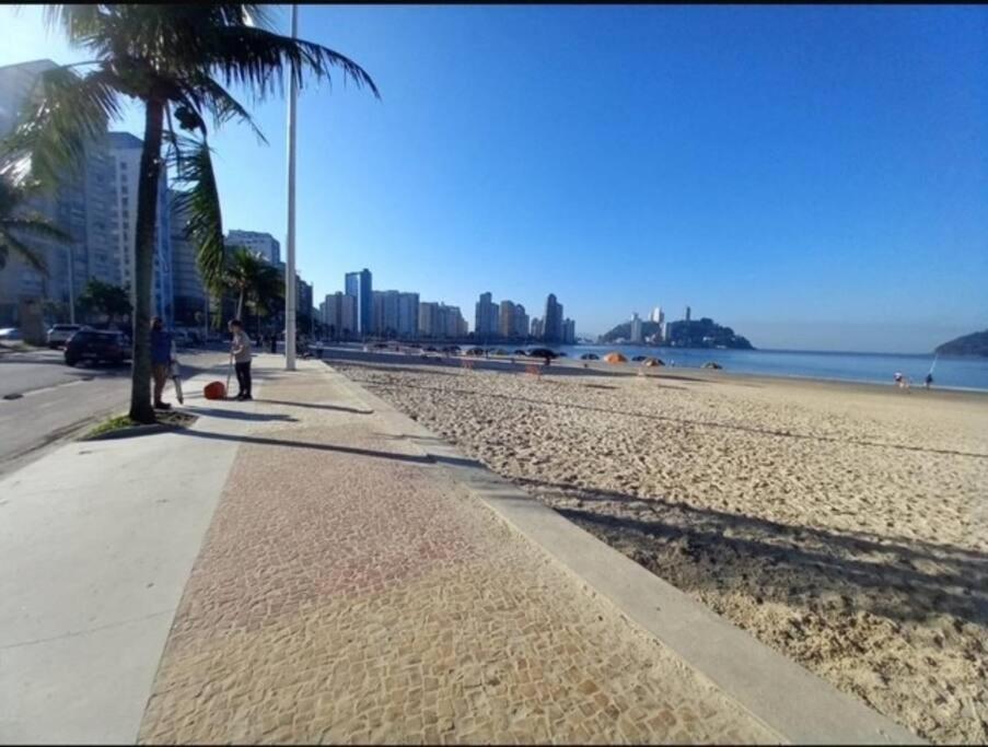 Apartamento São Vicente frente a praia