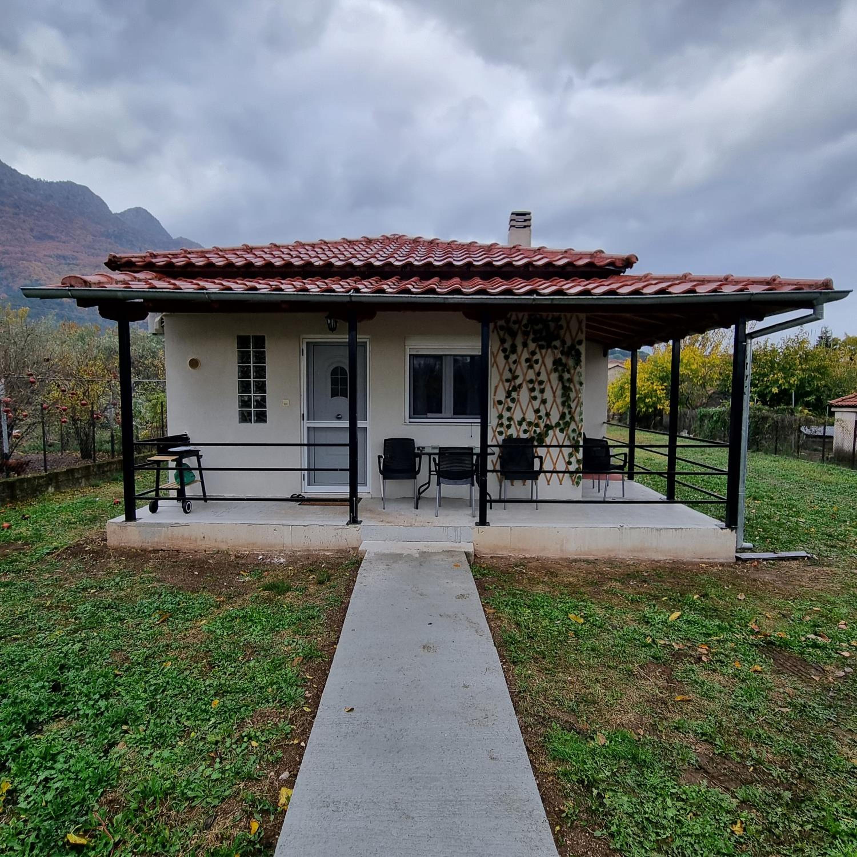 ESTELA House