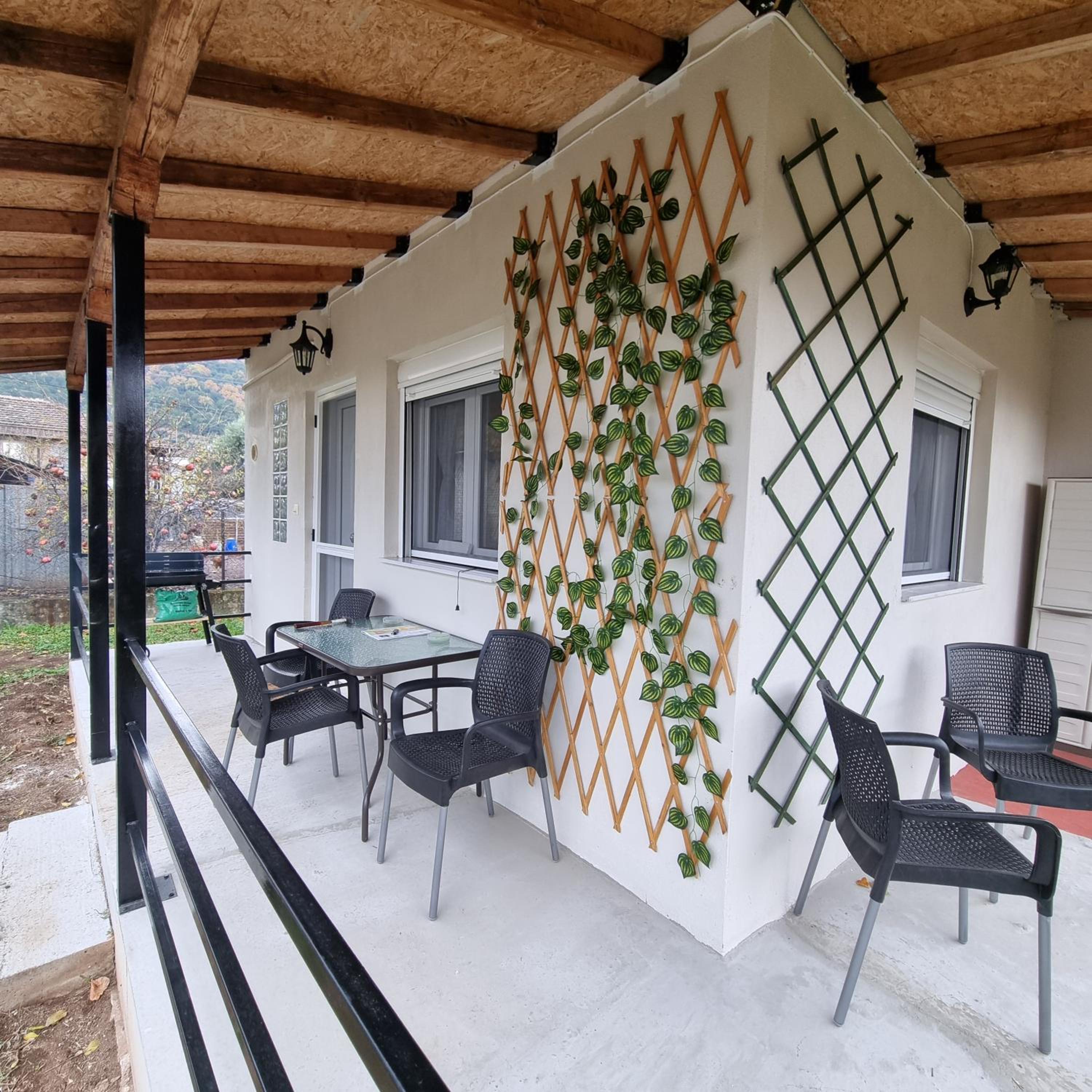 ESTELA House